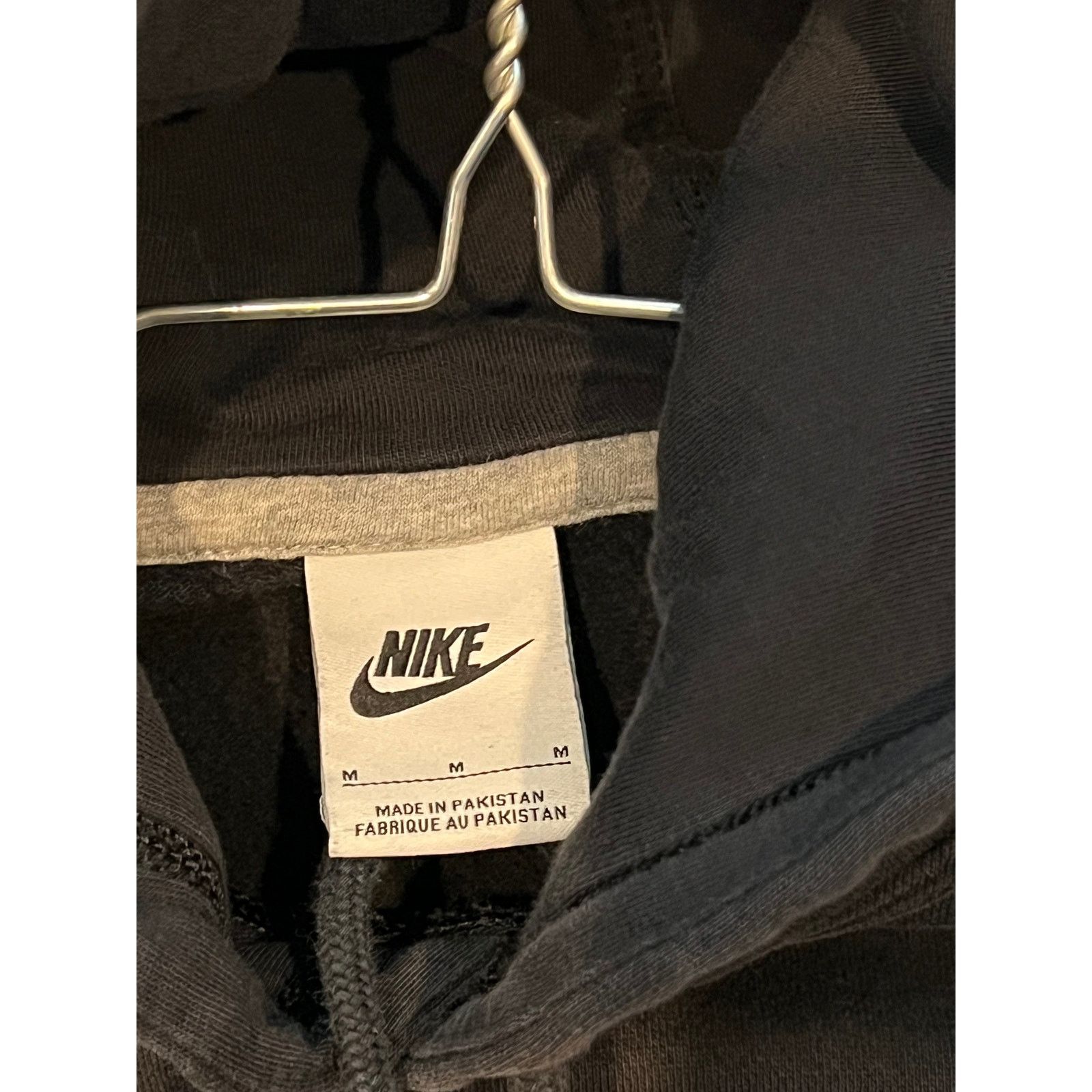 Nike Nike Black Pullover Hoodie Mens Medium Size US M / EU 48-50 / 2 - 3 Thumbnail