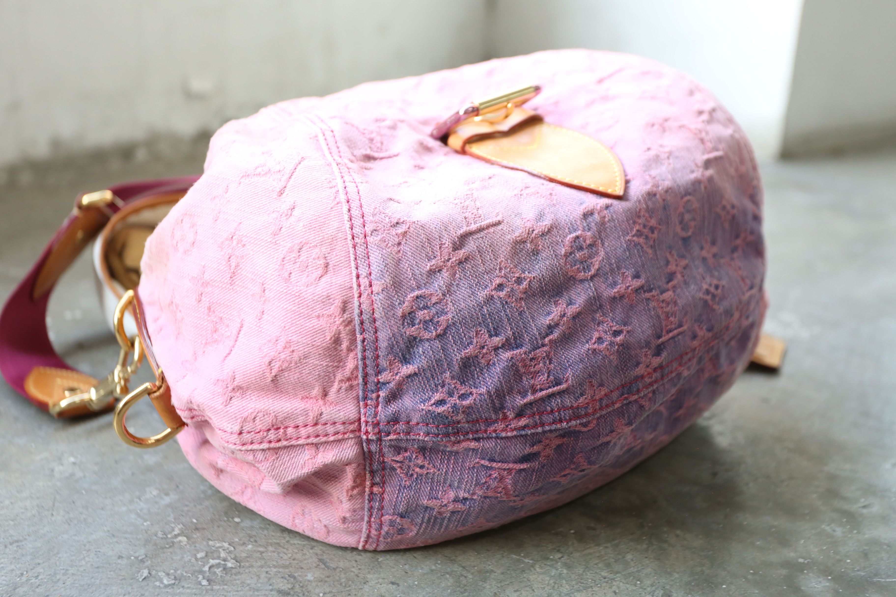 Louis Vuitton Louis Vuitton - Marc Jacobs - S/S 10 - Denim Sunshine NM Size ONE SIZE - 15 Thumbnail