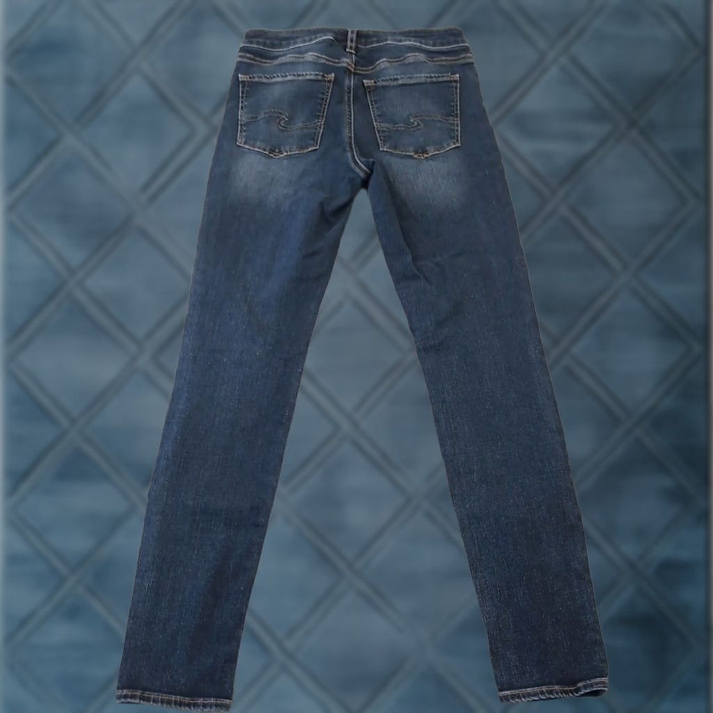 Silver Jeans Co. Silver Jeans Jeans Womens Size 28 Blue Dark Wash Skinny Mid Rise 28x28 Stretch Denim 5-Pocket Mens Womens Girls" Size 28" / US 6 / IT 42 - 1 Thumbnail