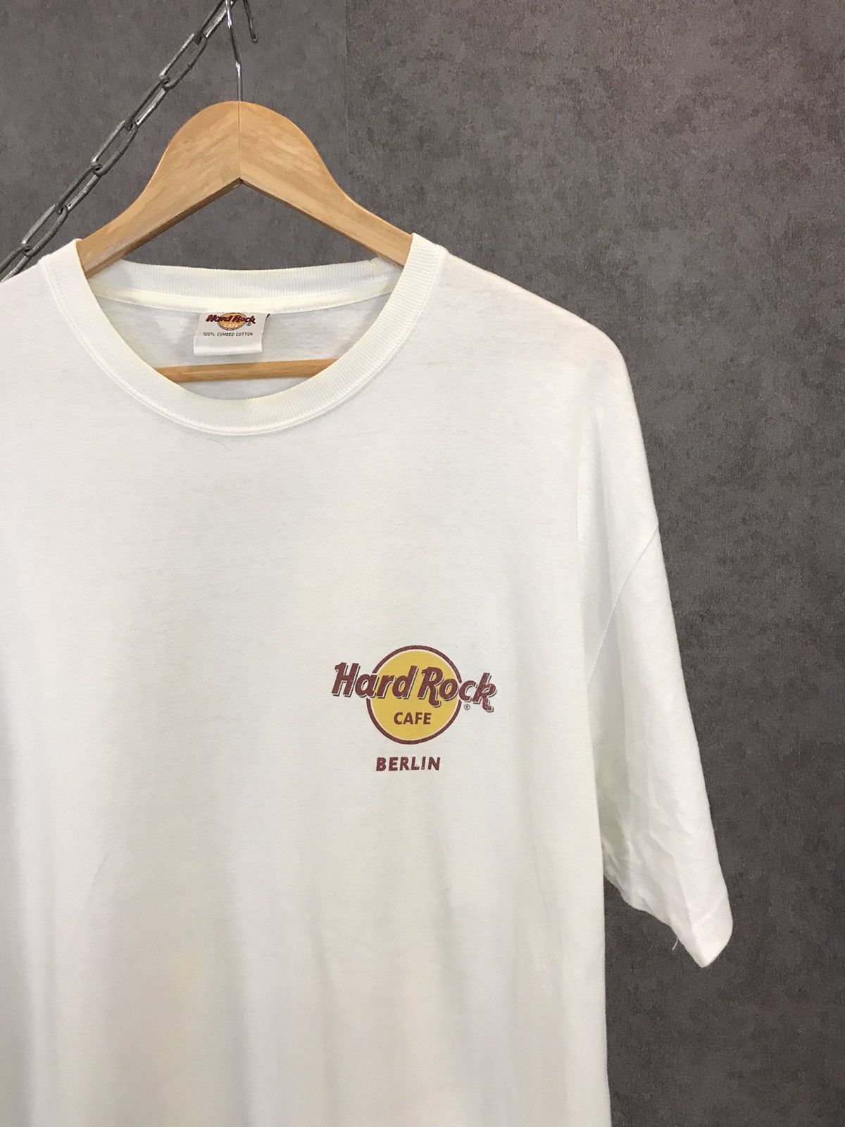 Hard Rock Cafe Hard Rock Cafe Berlin vintage big logo tee Size US XL / EU 56 / 4 - 4 Thumbnail