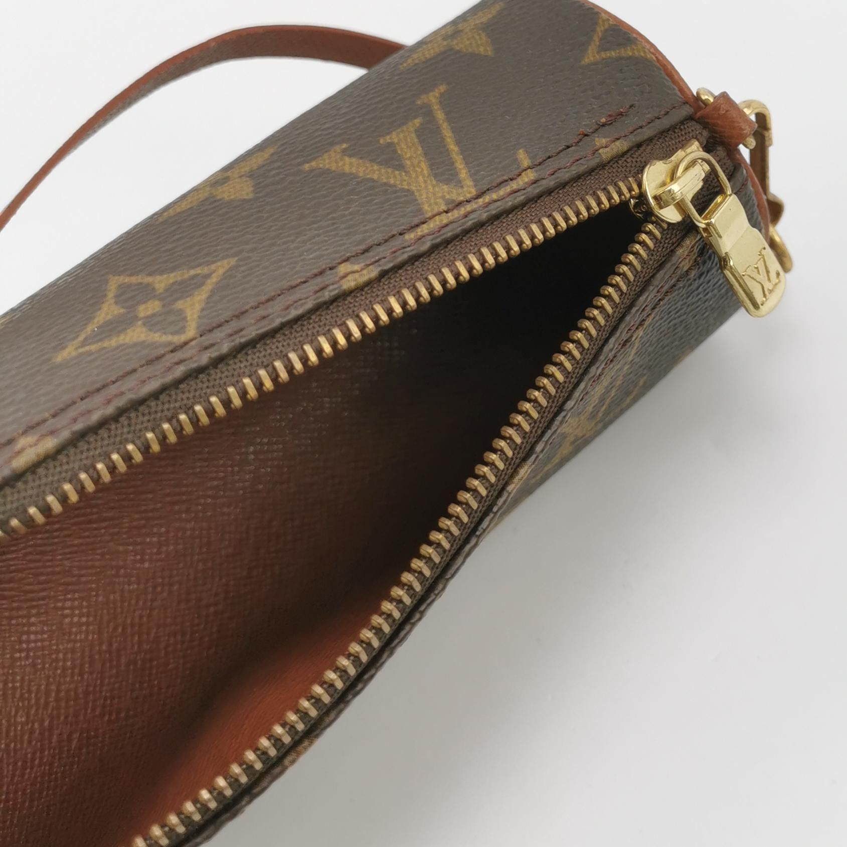 Louis Vuitton Louis Vuitton (LV) Papillon Mini Cowhide Monogram Printed D Size ONE SIZE - 4 Thumbnail