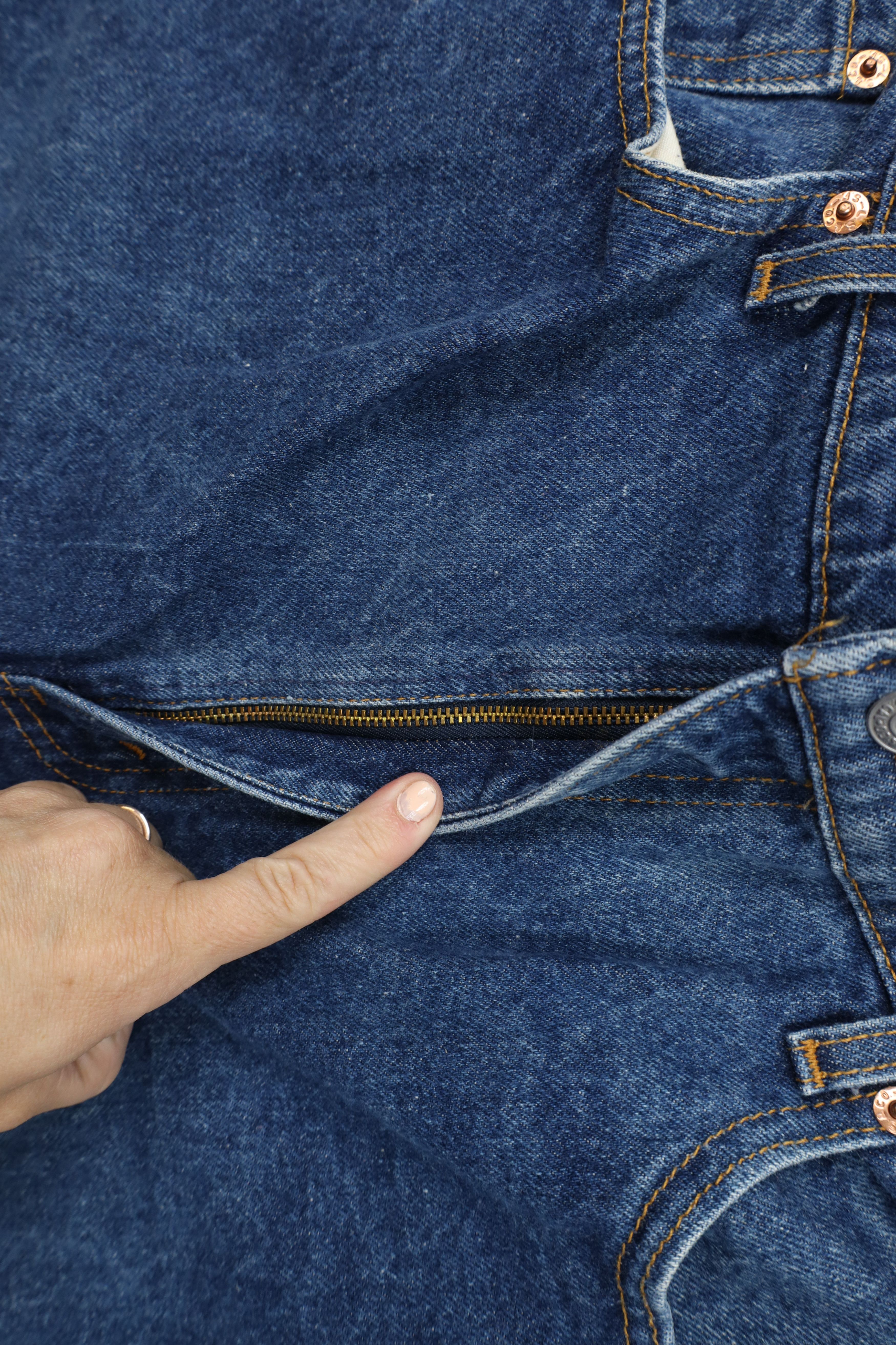 Levi's Vintage 90s Levis 505 Straight Leg Denim Jeans USA Blue Size US 40 / EU 56 - 6 Thumbnail