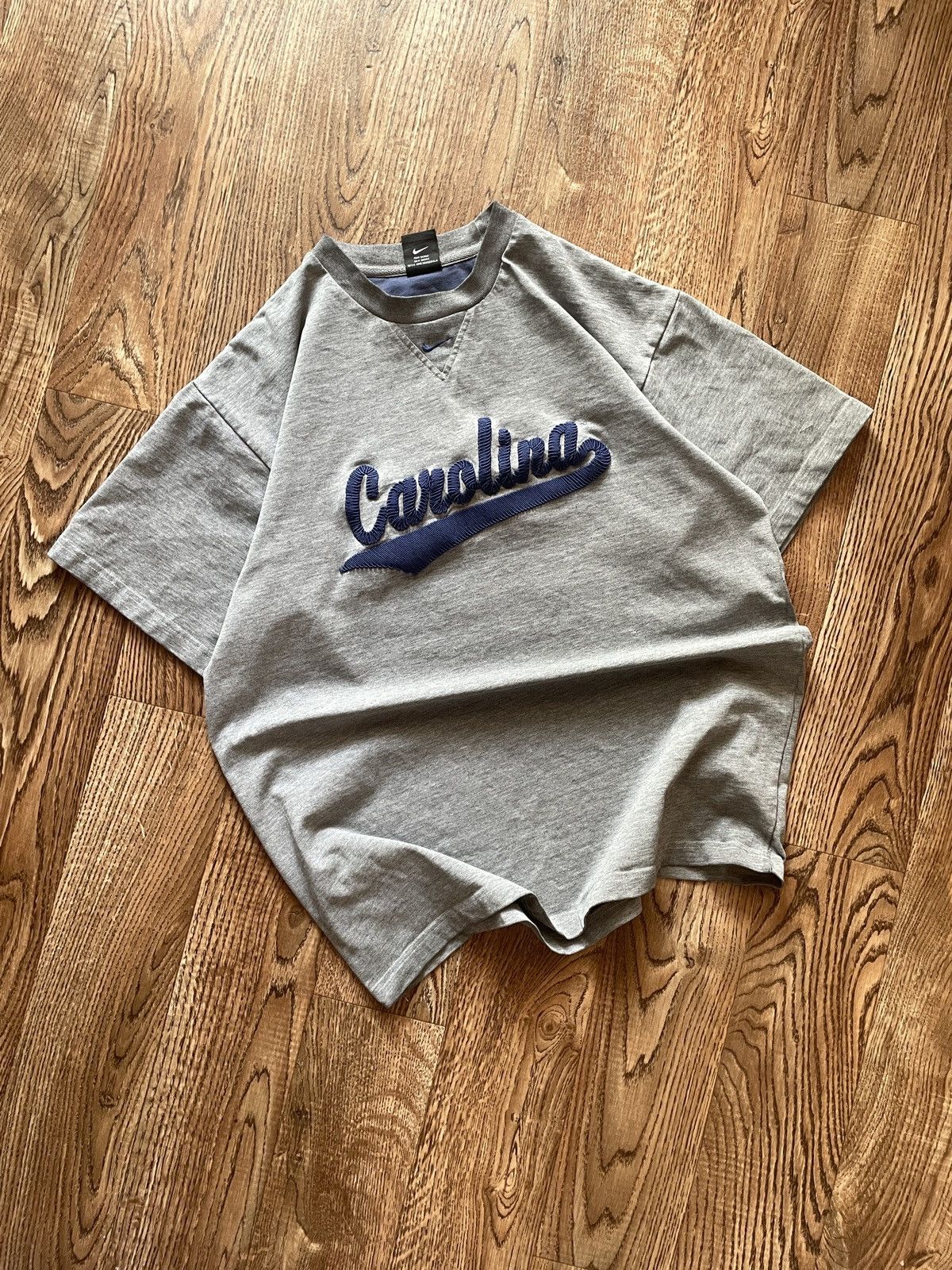 Nike × Vintage Vintage Nike Carolina T shirt Y2K centre swoosh 90s Size US M / EU 48-50 / 2 - 1 Thumbnail