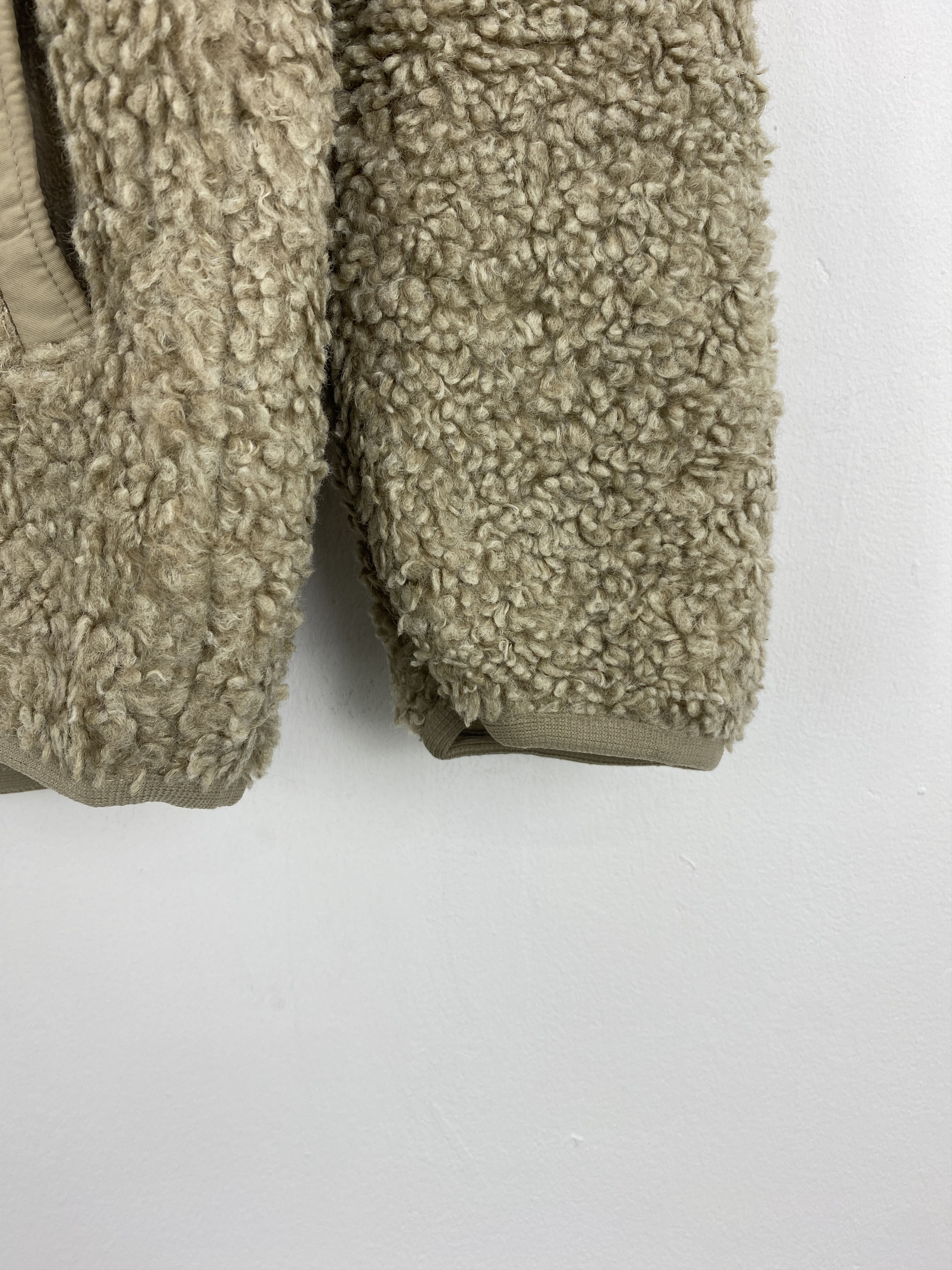 Japanese Brand × Uniqlo × Vintage Vintage Uniqlo Sherpa Zipper Bomber Jacket With Hoodie Size US M / EU 48-50 / 2 - 6 Thumbnail