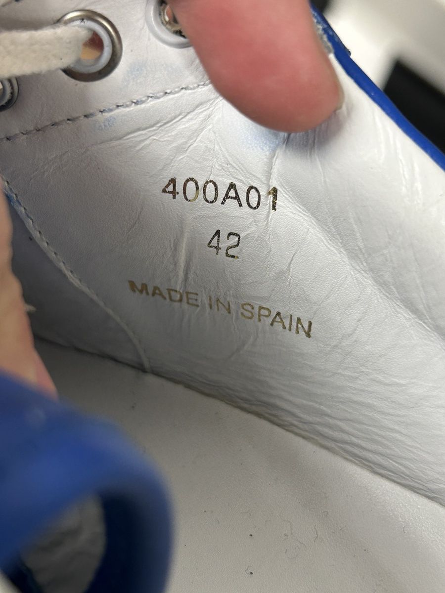 Celine WB! Triomphe Logo Perforated Sneakers Size US 9 / EU 42 - 7 Thumbnail