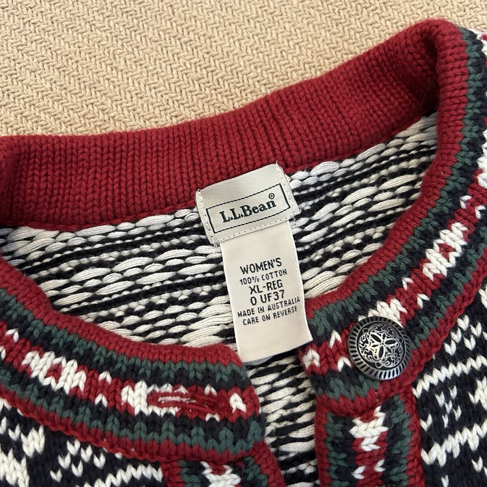 L.L. Bean Fair Isle Snowflake Heavy Knit Henley Button Sweater XL Size XL / US 12-14 / IT 48-50 - 3 Thumbnail