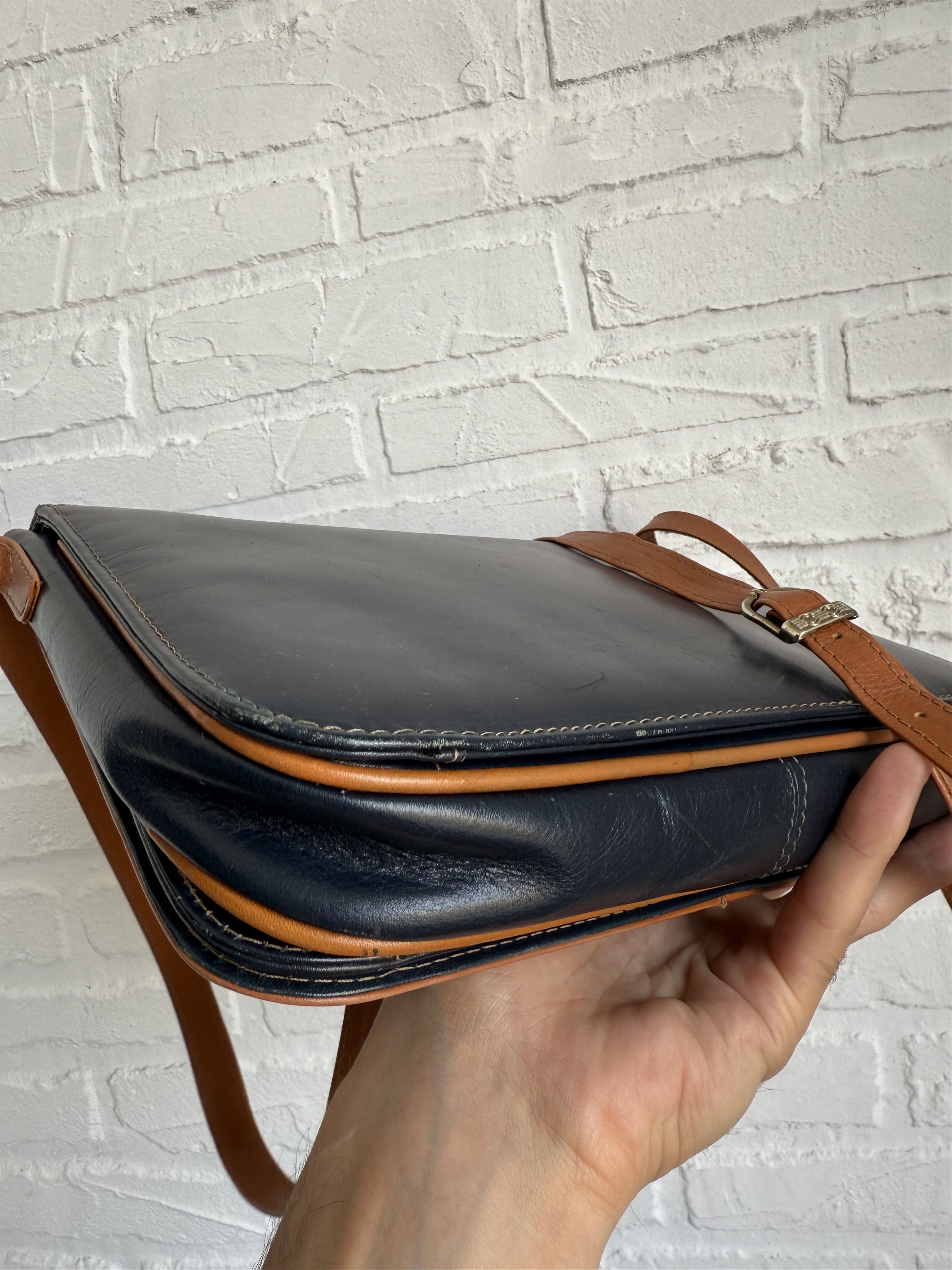 Kenzo Archive Vintage Kenzo leather messenger crossbody bag Size ONE SIZE - 10 Thumbnail