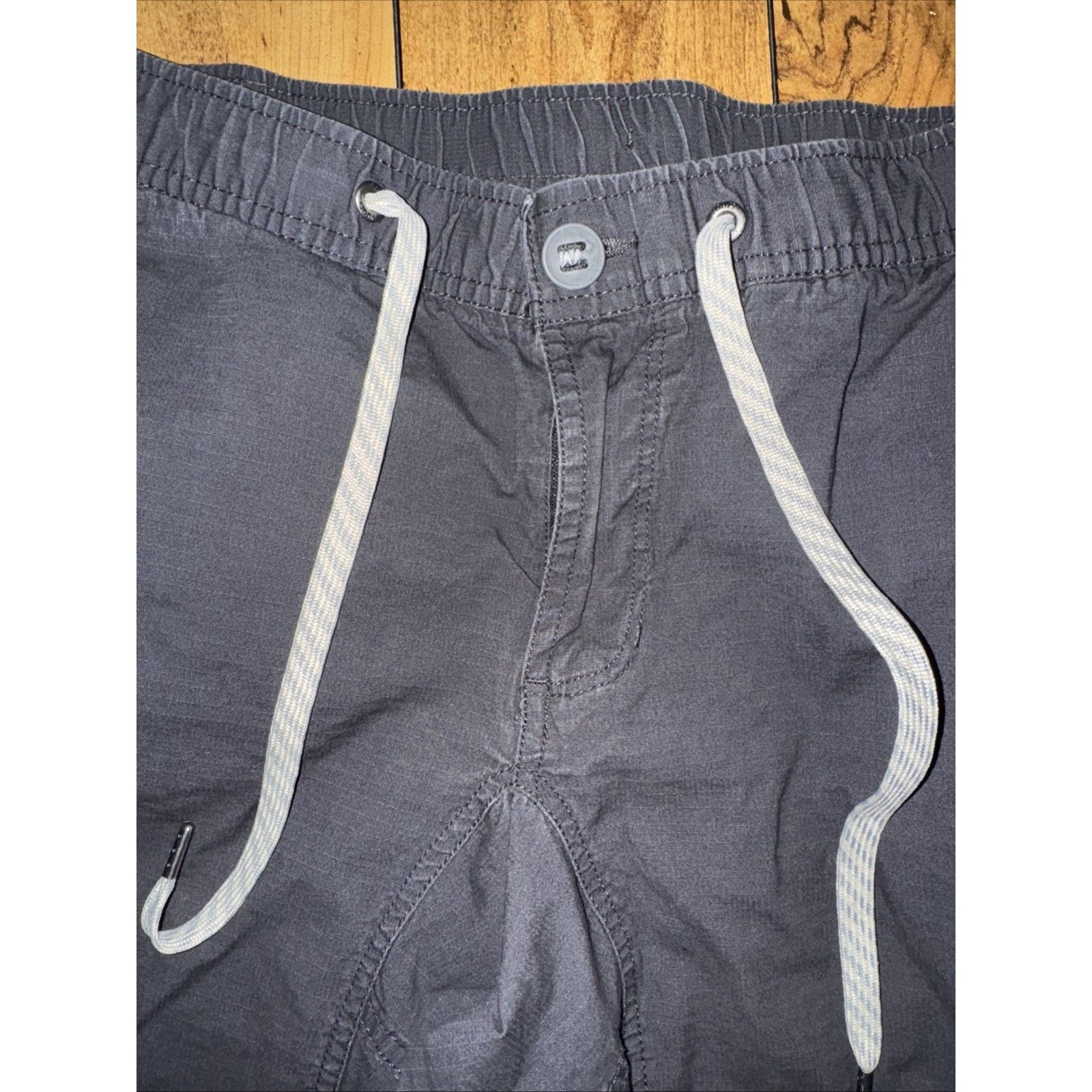 Vuori Vuori Sunday Performance Jogger Gray Tech Stretch Pants Size US 32 / EU 48 - 3 Thumbnail