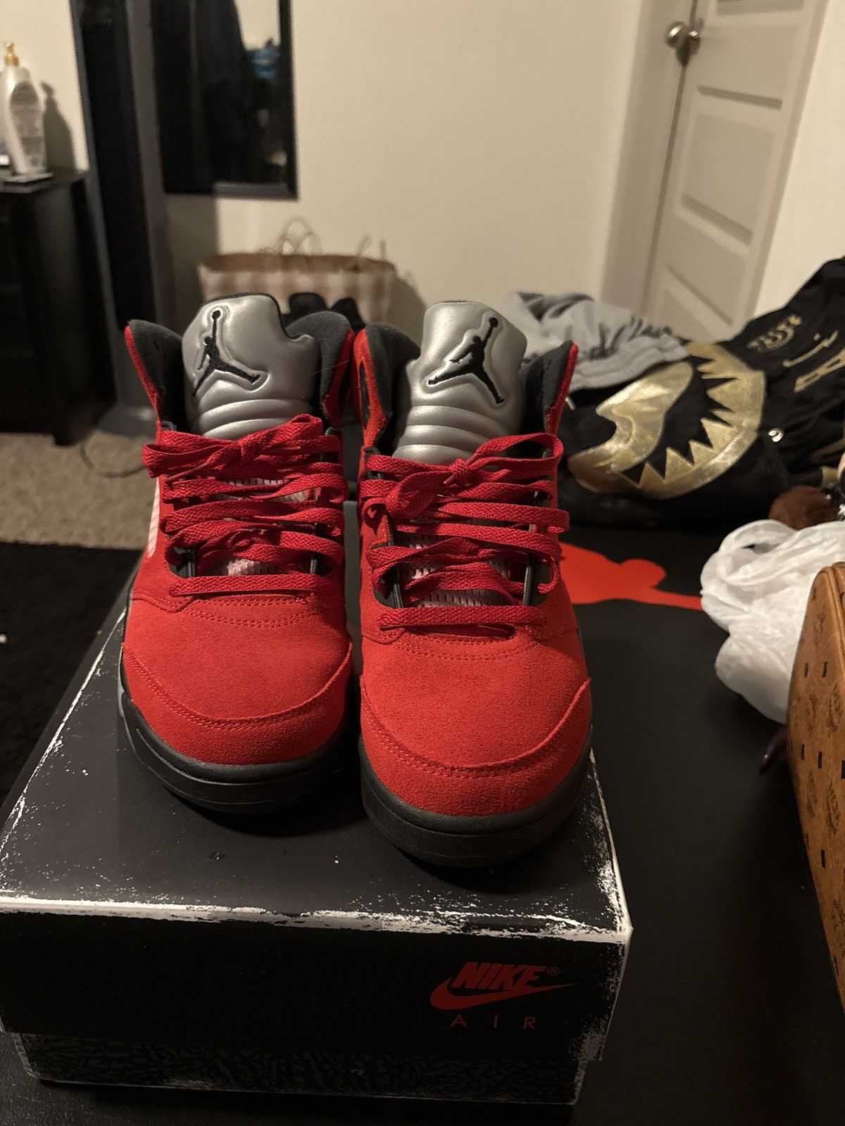 Jordan Brand Air Jordan 5 Ragging Bull Size US 10 / EU 43 - 7 Thumbnail