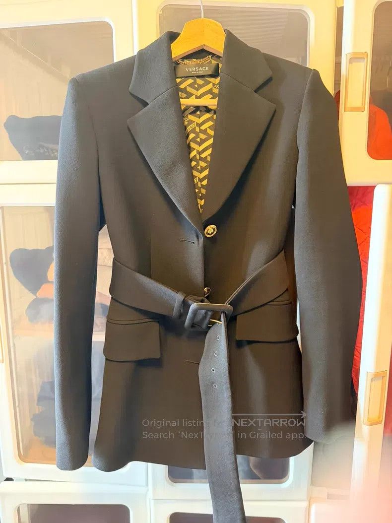 Versace Versace Medusa gold-buckled belt jacket Size S / US 4 / IT 40 - 1 Thumbnail