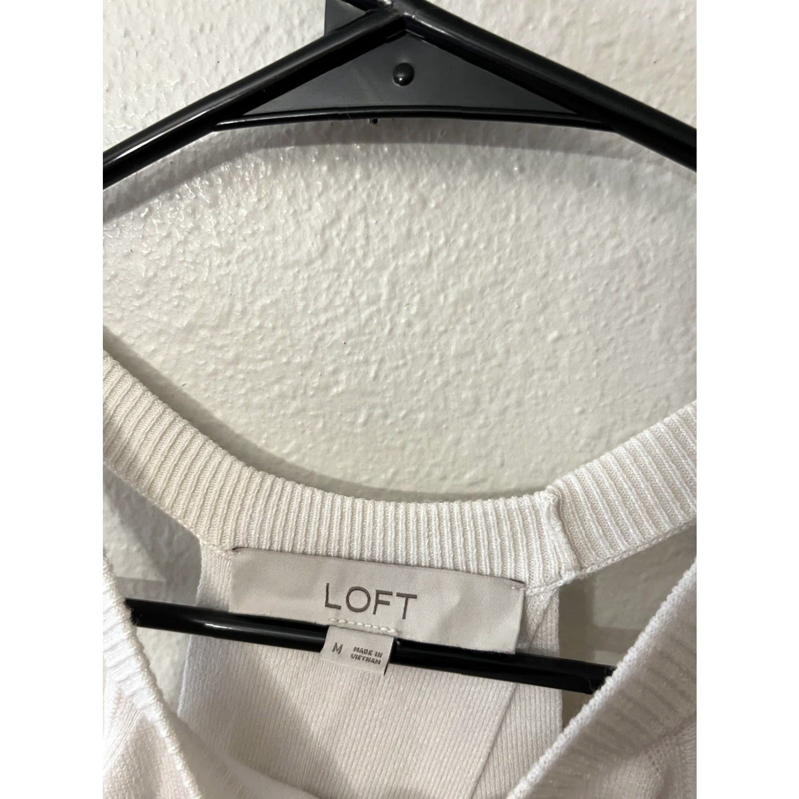 Loft LOFT White Sleeveless Tank Top Basic Casual Women Size Medium Size M / US 6-8 / IT 42-44 - 4 Thumbnail