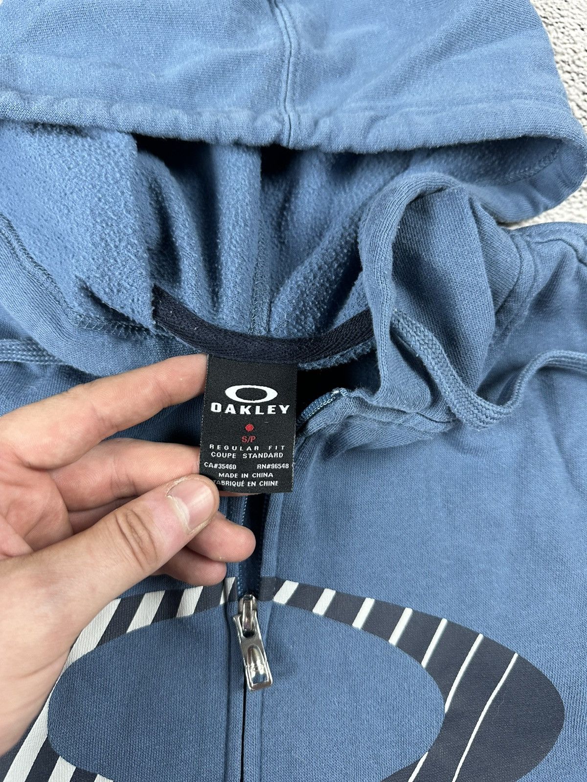 Oakley Vintage Oakley Hoodie Y2K Big Central Logo SK8 Size US S / EU 44-46 / 1 - 5 Thumbnail