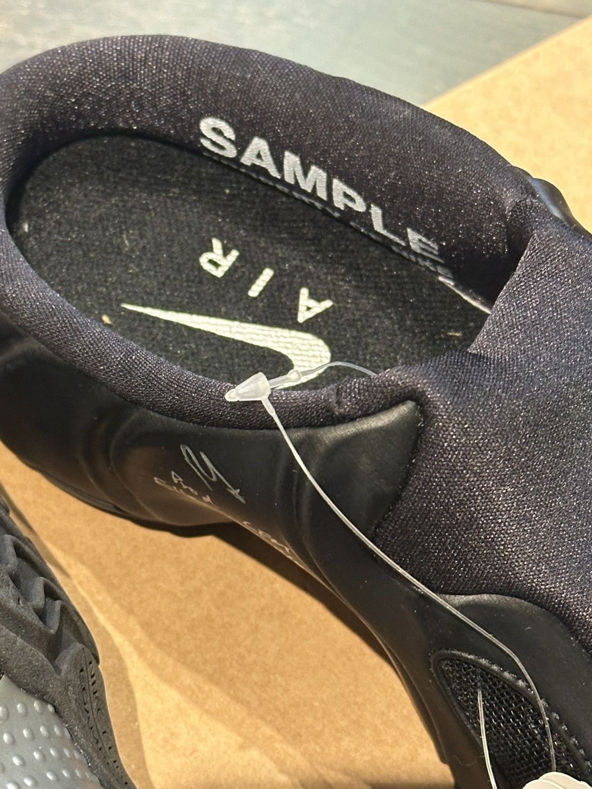 Nike *Prod conf sample * 2014 nike clogposite , black metallic Size US 9 / EU 42 - 5 Thumbnail