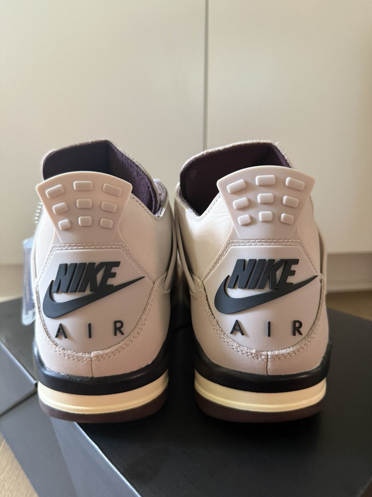 Jordan Brand Air Jordan 4 A Ma Maniere While You Were Sleeping 11W/9.5M Size US 9.5 / EU 42-43 - 5 Thumbnail