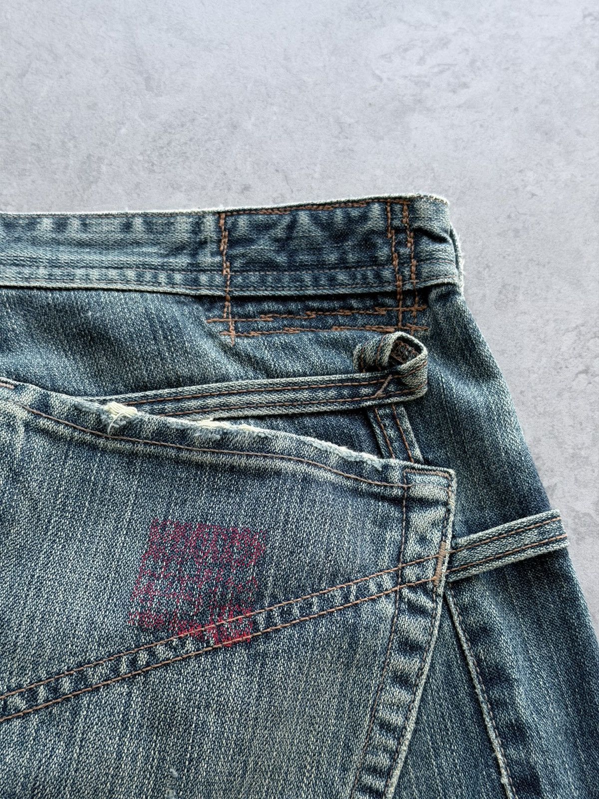 Marithe + Francois Girbaud Archive 00s Marithe + Francois Girbaud Washed Denim Jeans Size US 31 - 9 Thumbnail