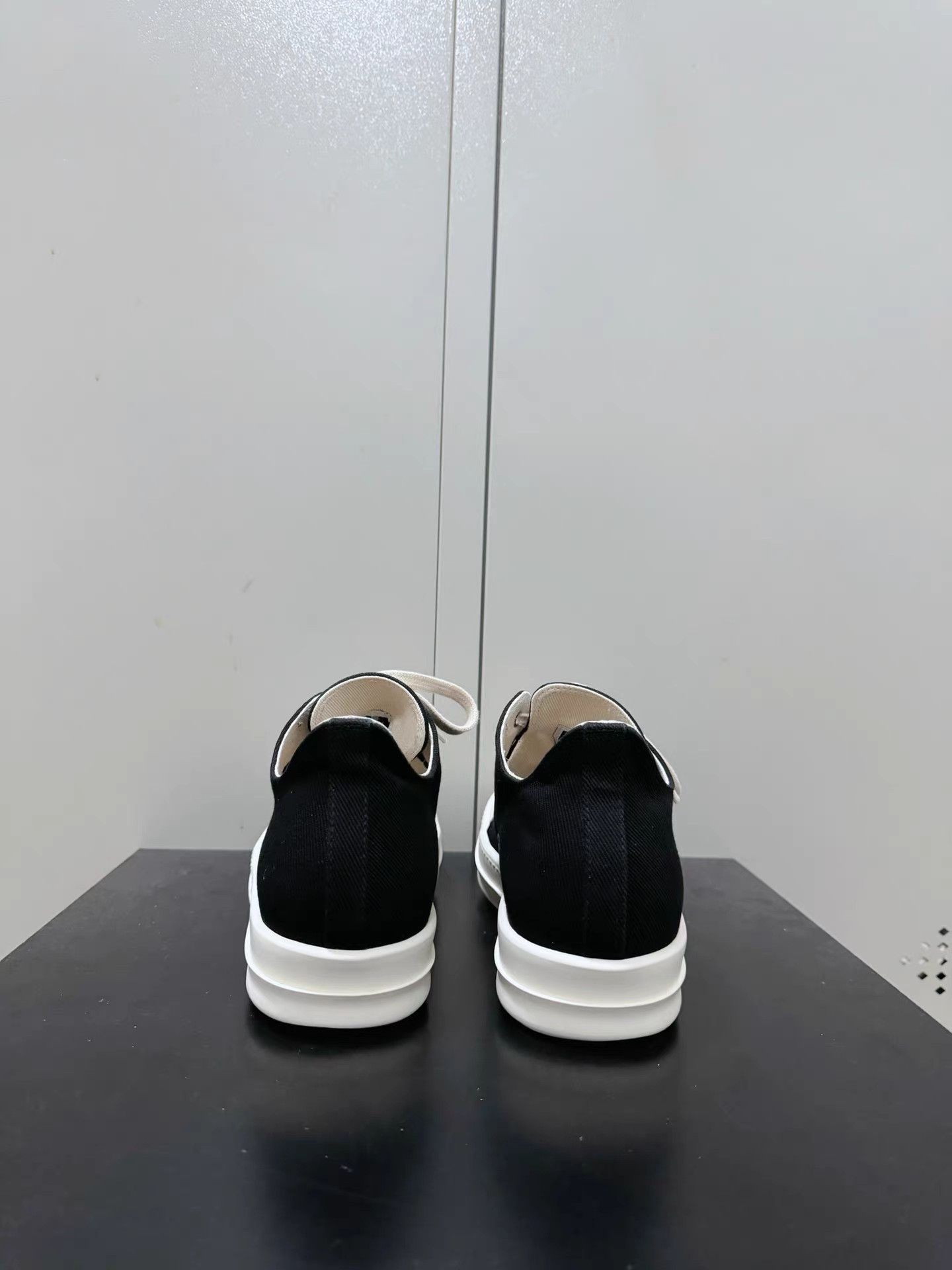 Rick Owens Drkshdw Rick Owens Drkshdw low-top Converse sneakers Size US 6 / EU 39 - 3 Thumbnail