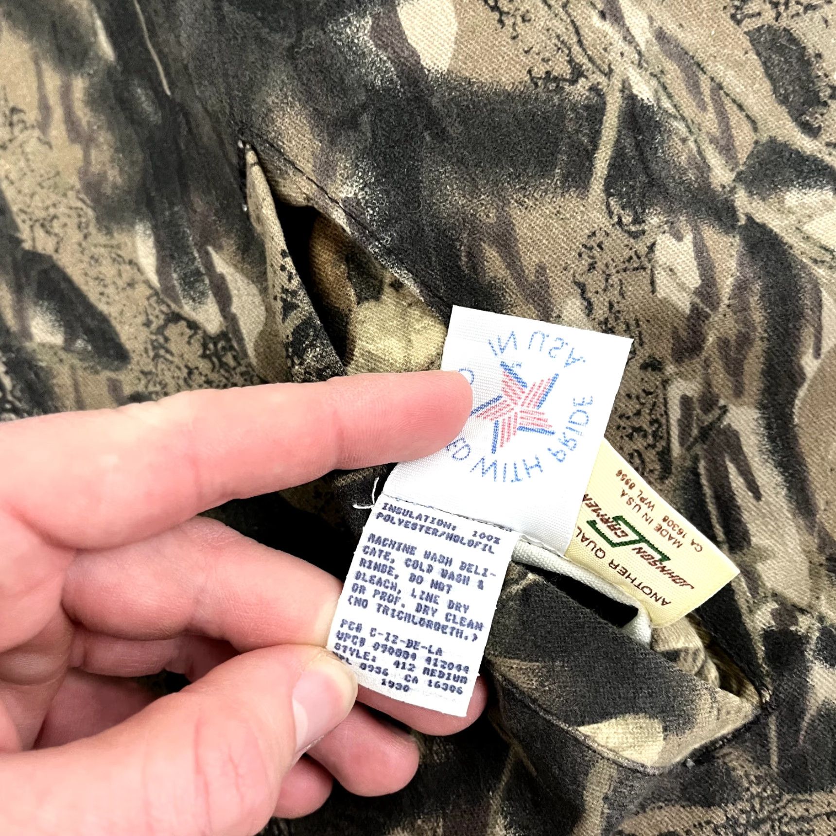 Vintage JOHNSON GARMENT Vest Mens Medium Blaze Orange Green Camo Reversible Hunting USA Size 40R - 4 Thumbnail