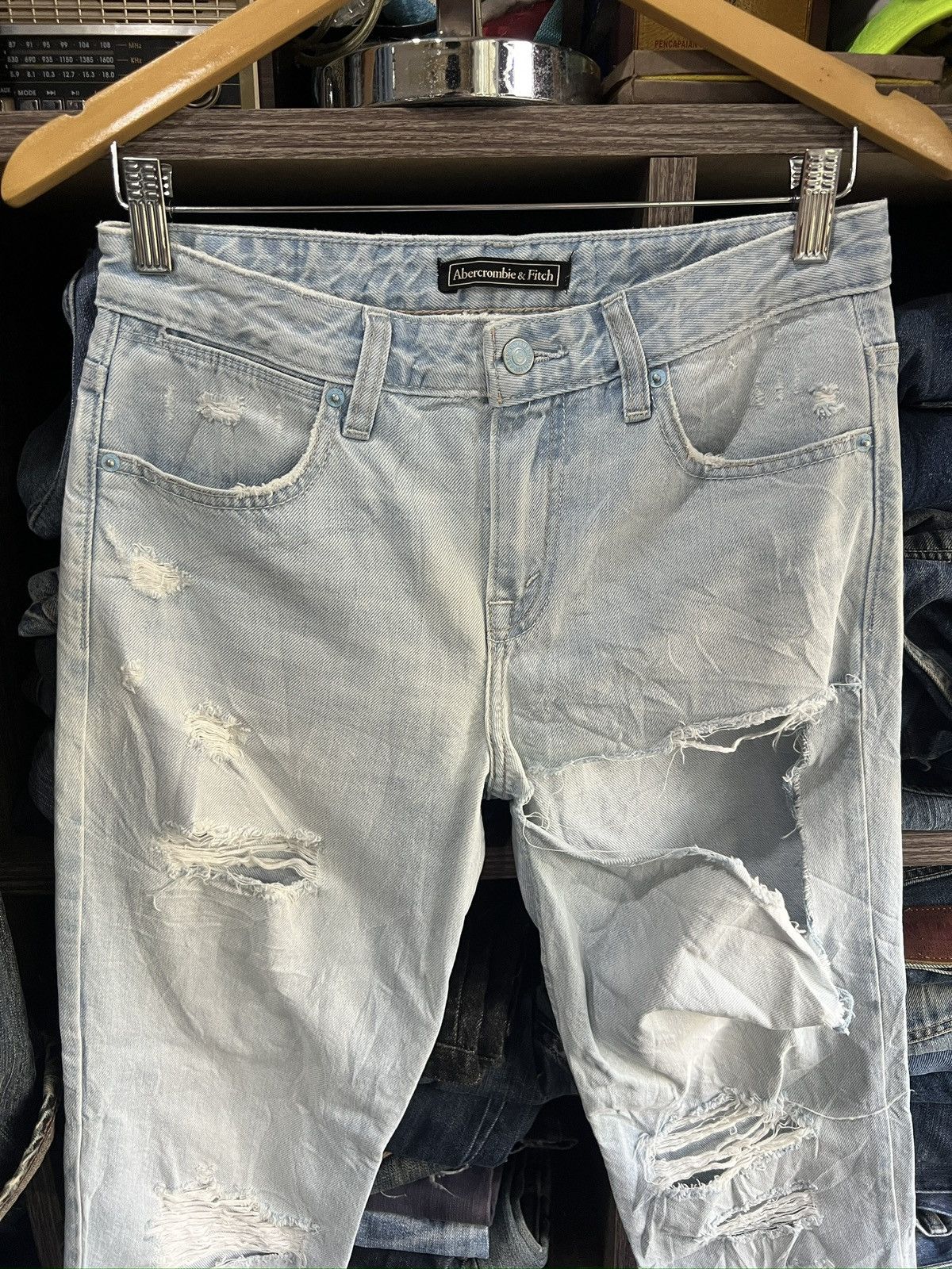 Abercrombie & Fitch 🔥Abercrombie & Fitch Signature Collection Distressed Denim Size US 29 - 5 Thumbnail
