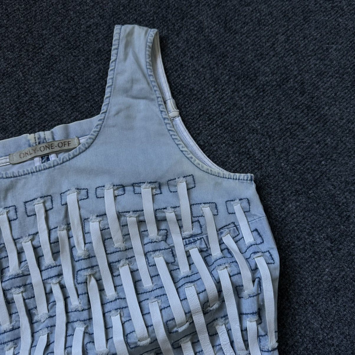 If Six Was Nine VTG Women’s Only One Of Tank Top Sleeveless Size M Y2K 00s Size M / US 6-8 / IT 42-44 - 10 Thumbnail