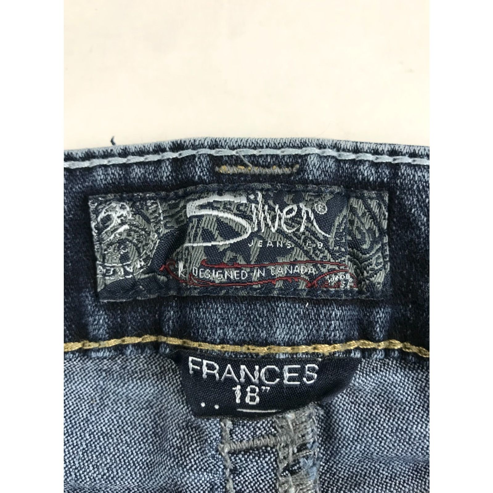 Silver Jeans Co. Silver Jeans Frances Jeans 27x30 Denim Pants Low Rise Blue 100% Cotton Women Jeans Straight Modern Vintage? No 27 Womens Jeans Silver Size 27" / US 4 / IT 40 - 5 Thumbnail
