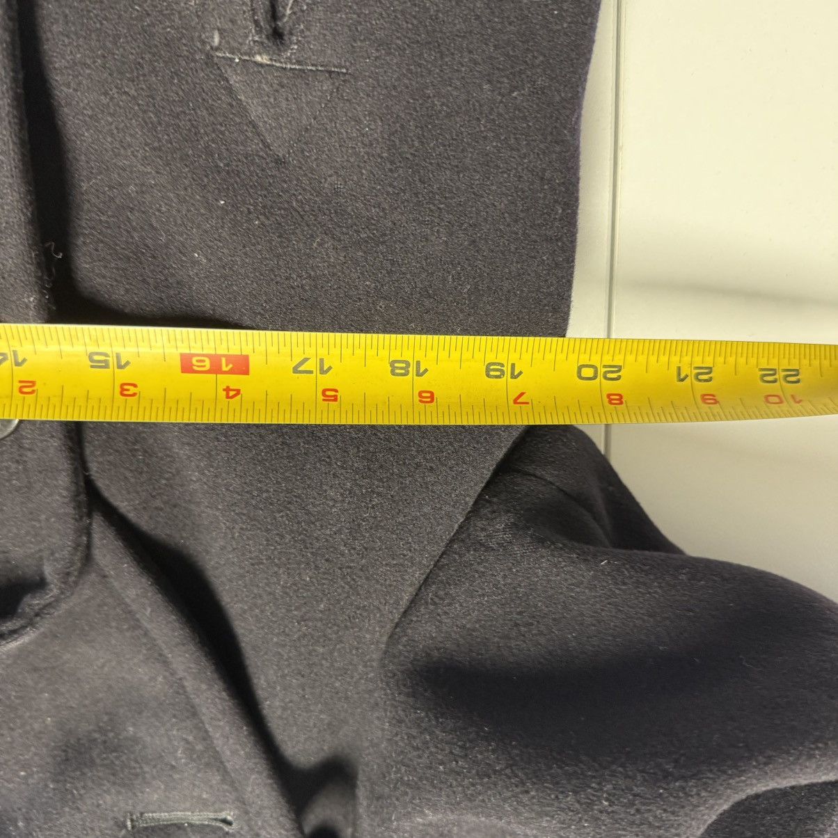 Vintage Vintage Naval Clothing Factory Pea Coat Mens 38 Wool WWII WW Size US M / EU 48-50 / 2 - 15 Thumbnail
