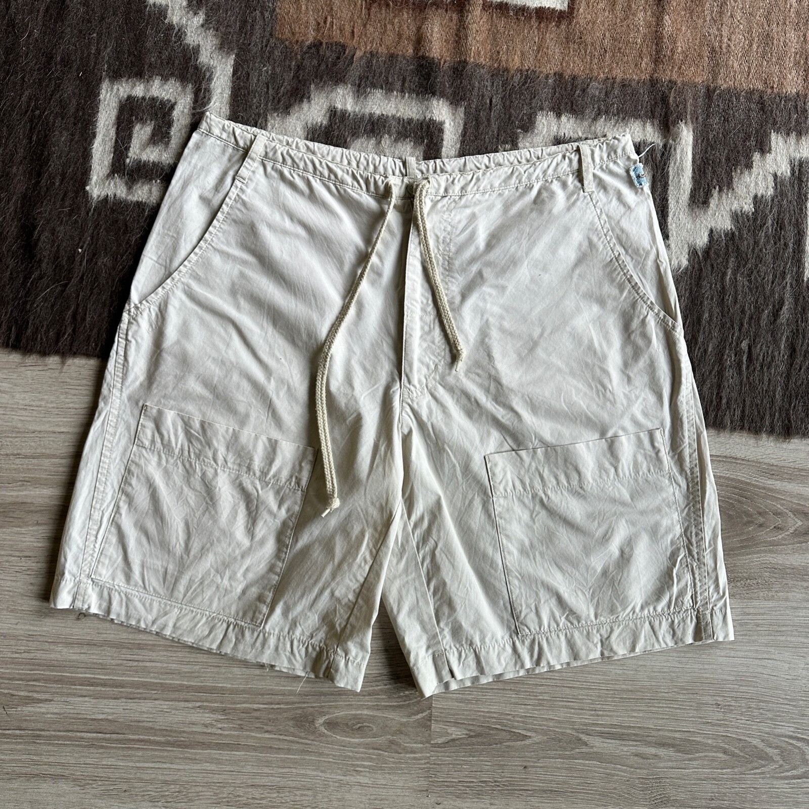 Nike Nike Vintage Cargo 4 Pocket Shorts Size L 9036AC Size US 32 / EU 48 - 1 Thumbnail