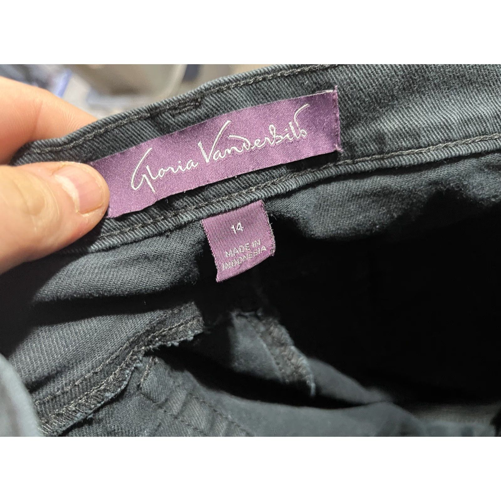 Gloria Vanderbilt Gloria Vanderbilt Jeans Women’s Black Denim Amanda Straight Leg Size 14 Casual 27in Inseam Size 36" / US 14 / IT 50 - 5 Thumbnail