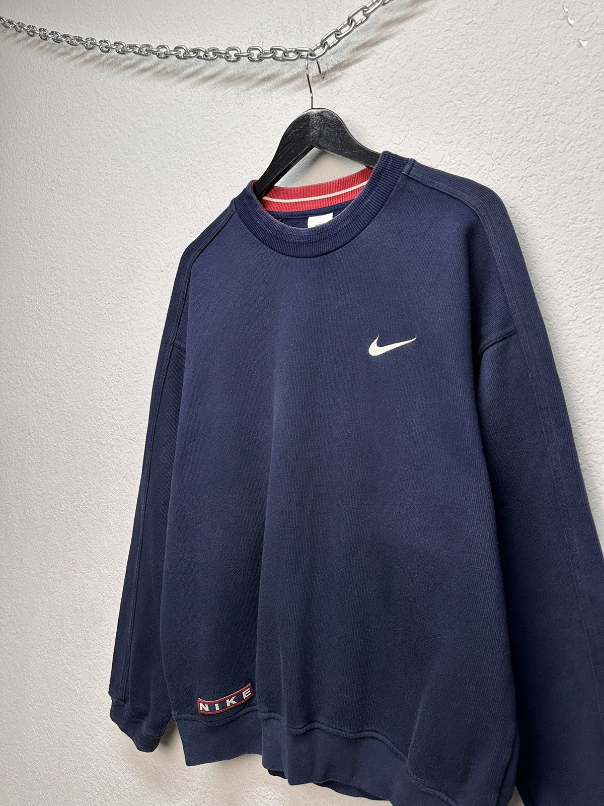 Nike Nike navy crewneck sweatshirt Y2K minimal sports style Size US L / EU 52-54 / 3 - 3 Thumbnail