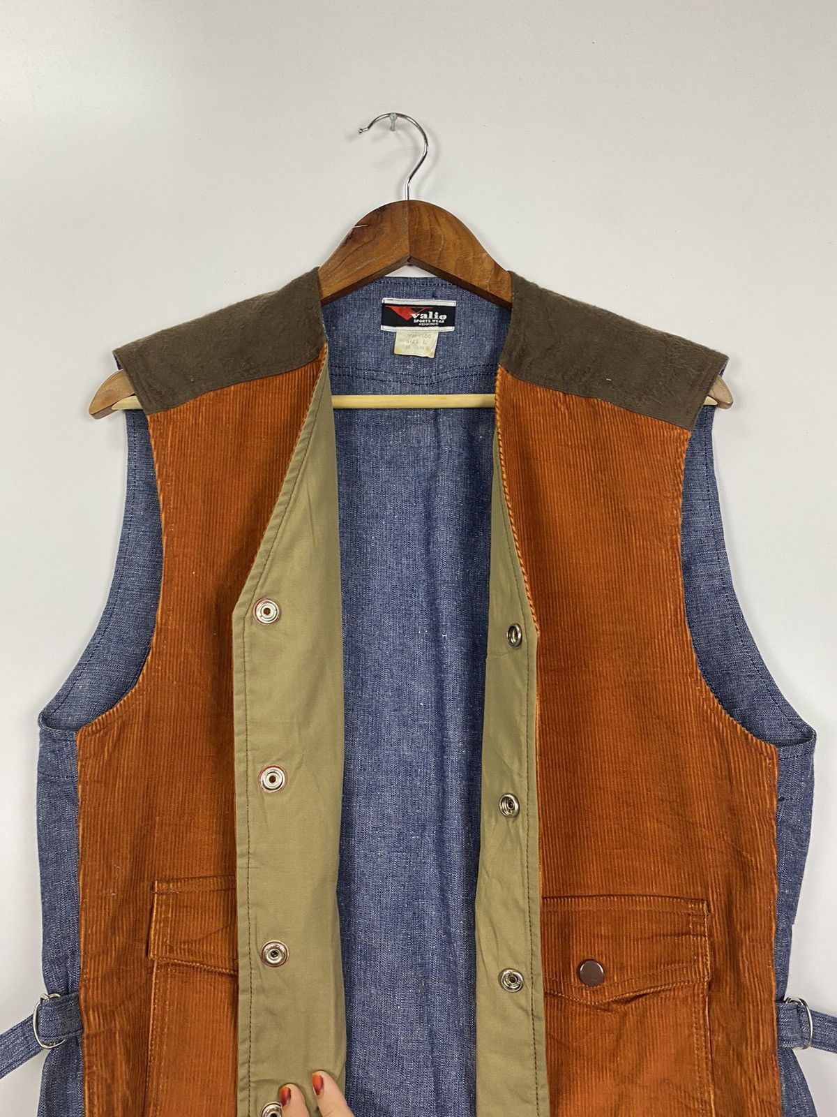 Japanese Brand × Vintage Vintage Valio Sportwear Kenkoo vest Size US L / EU 52-54 / 3 - 8 Thumbnail