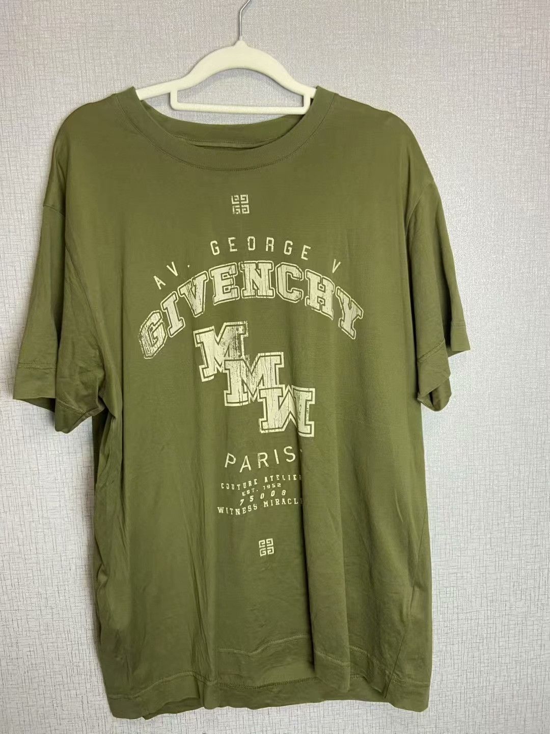 Givenchy Givenchy Green T-Shirt M Men Size US M / EU 48-50 / 2 - 1 Thumbnail