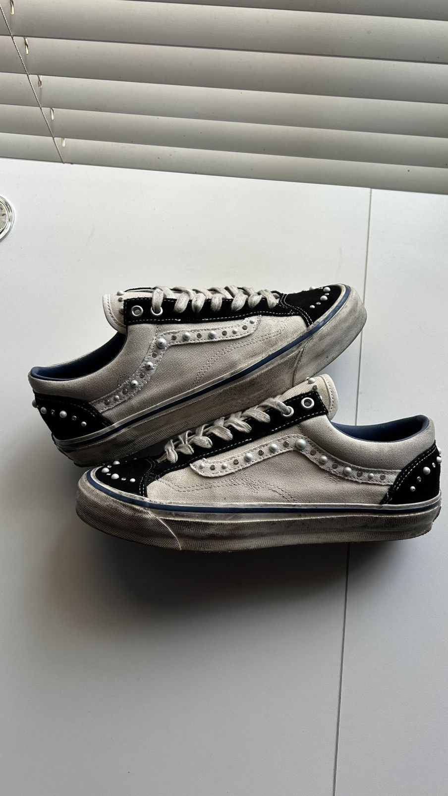 Vans Pearlized Vans Size US 10 / EU 43 - 2 Thumbnail