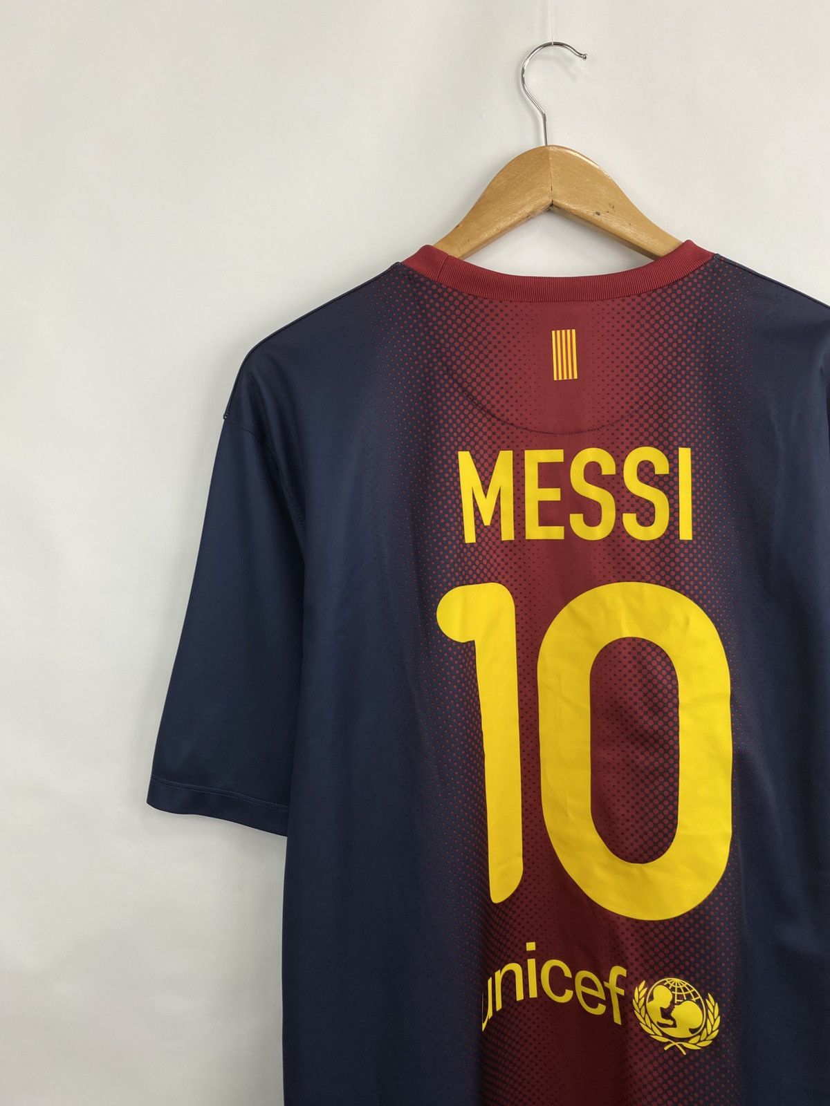 Nike 🇪🇸 Messi F. C. Barcelona 2013 Nike Soccer Jersey t-shirt Size US XL / EU 56 / 4 - 9 Thumbnail
