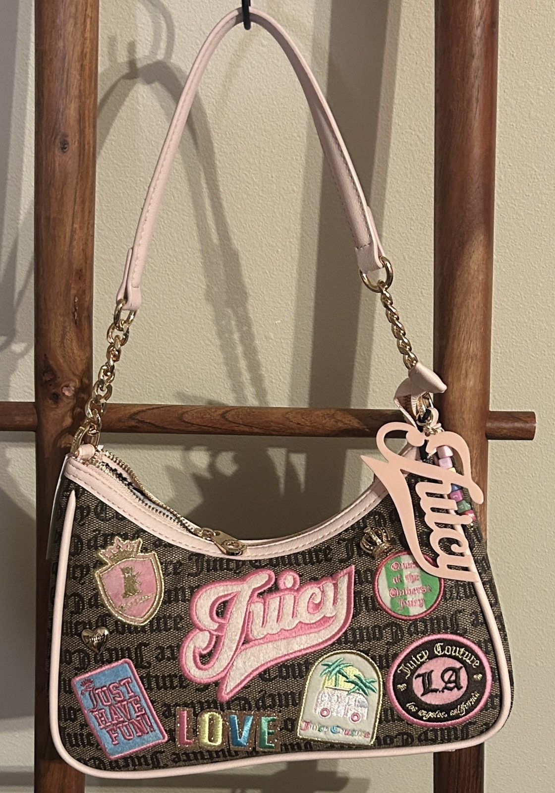 Juicy Couture Juicy Couture Run the World Shoulder Bag Taupe DK Brown Size ONE SIZE - 4 Thumbnail