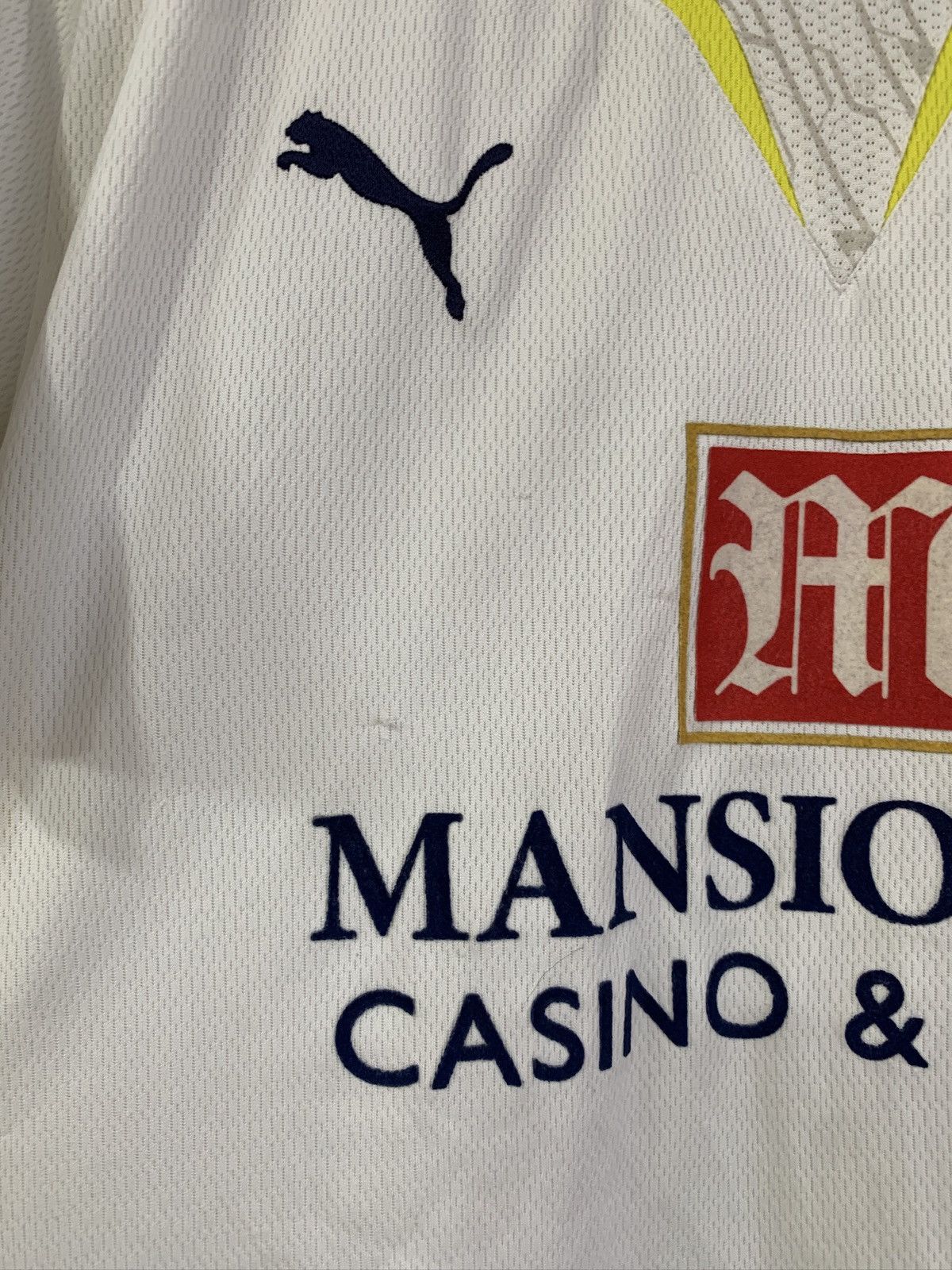 Vintage Tottenham Hotspur 2009 2010 puma home soccer jersey Size US M / EU 48-50 / 2 - 5 Thumbnail