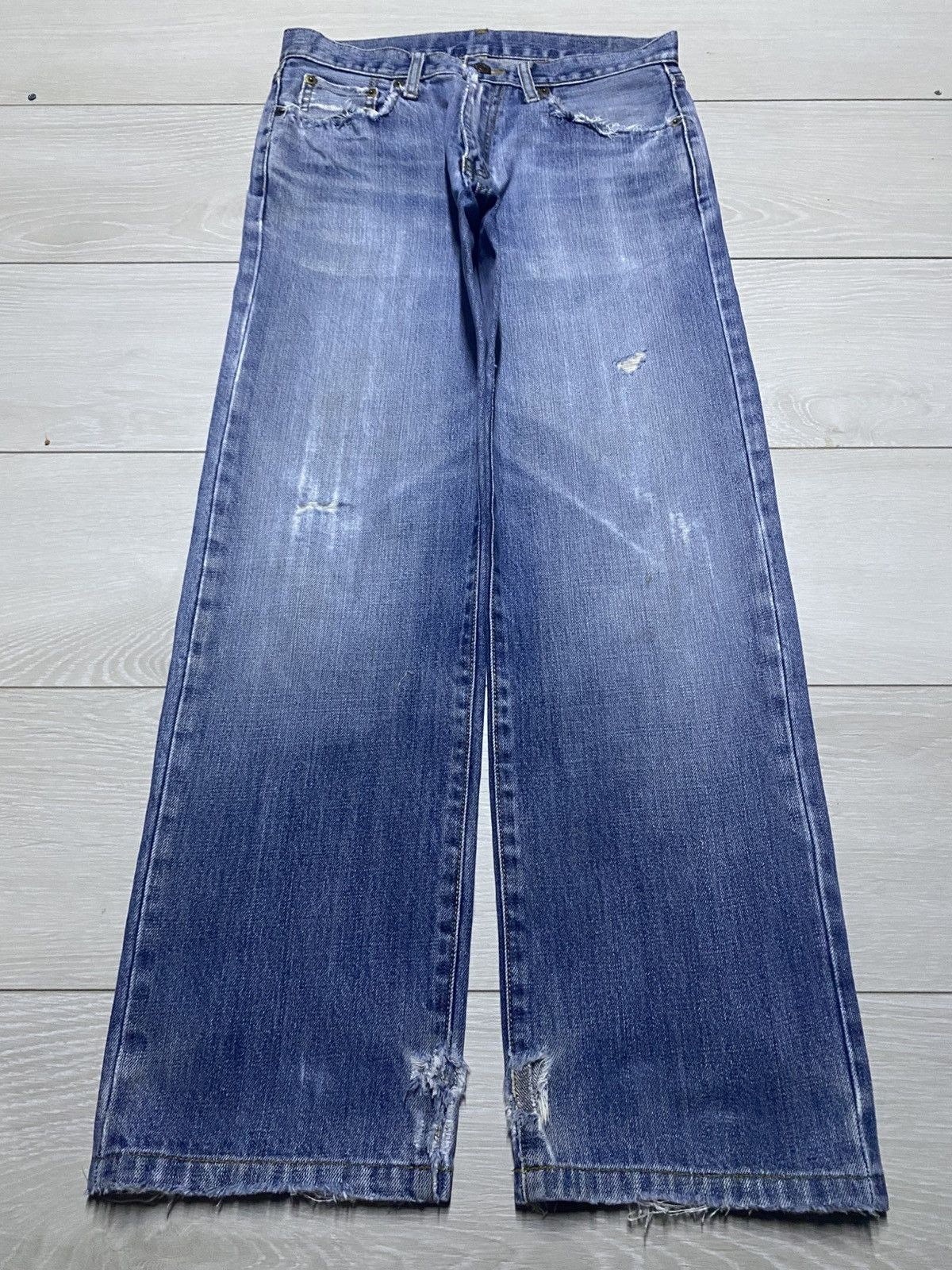 Uniqlo Vintage Japanese Uniqlo Faded Wash Distressed Loose Jeans Size US 30 / EU 46 - 1 Thumbnail