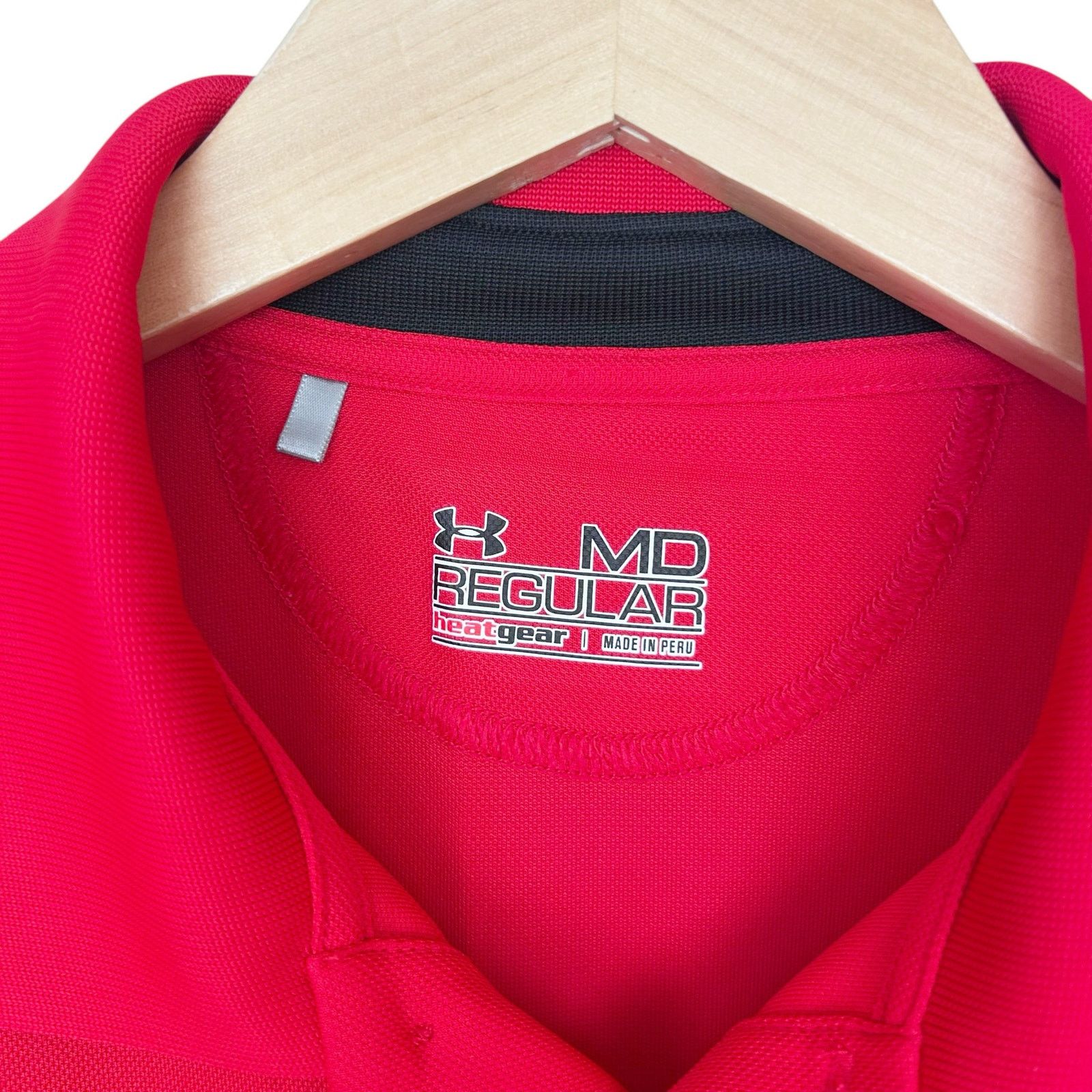 Under Armour Under Armour Red Heatgear Short Sleeve Polo Sz M Size US M / EU 48-50 / 2 - 2 Thumbnail