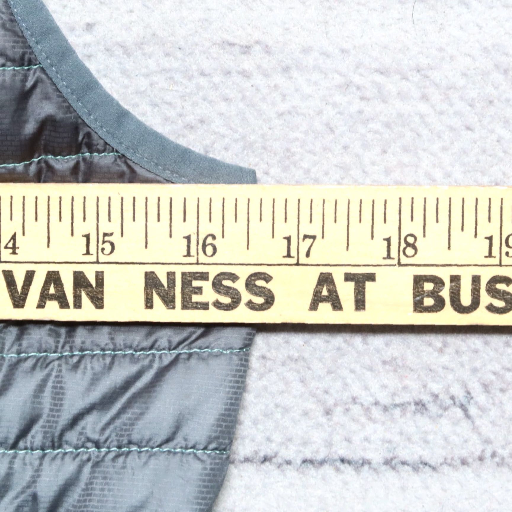 Patagonia Patagonia Nano Puff Vest Womens XS Grey Quilted 84247 Nan o Puff Vest Women XS Grey 90s? Size XS / US 0-2 / IT 36-38 - 4 Thumbnail