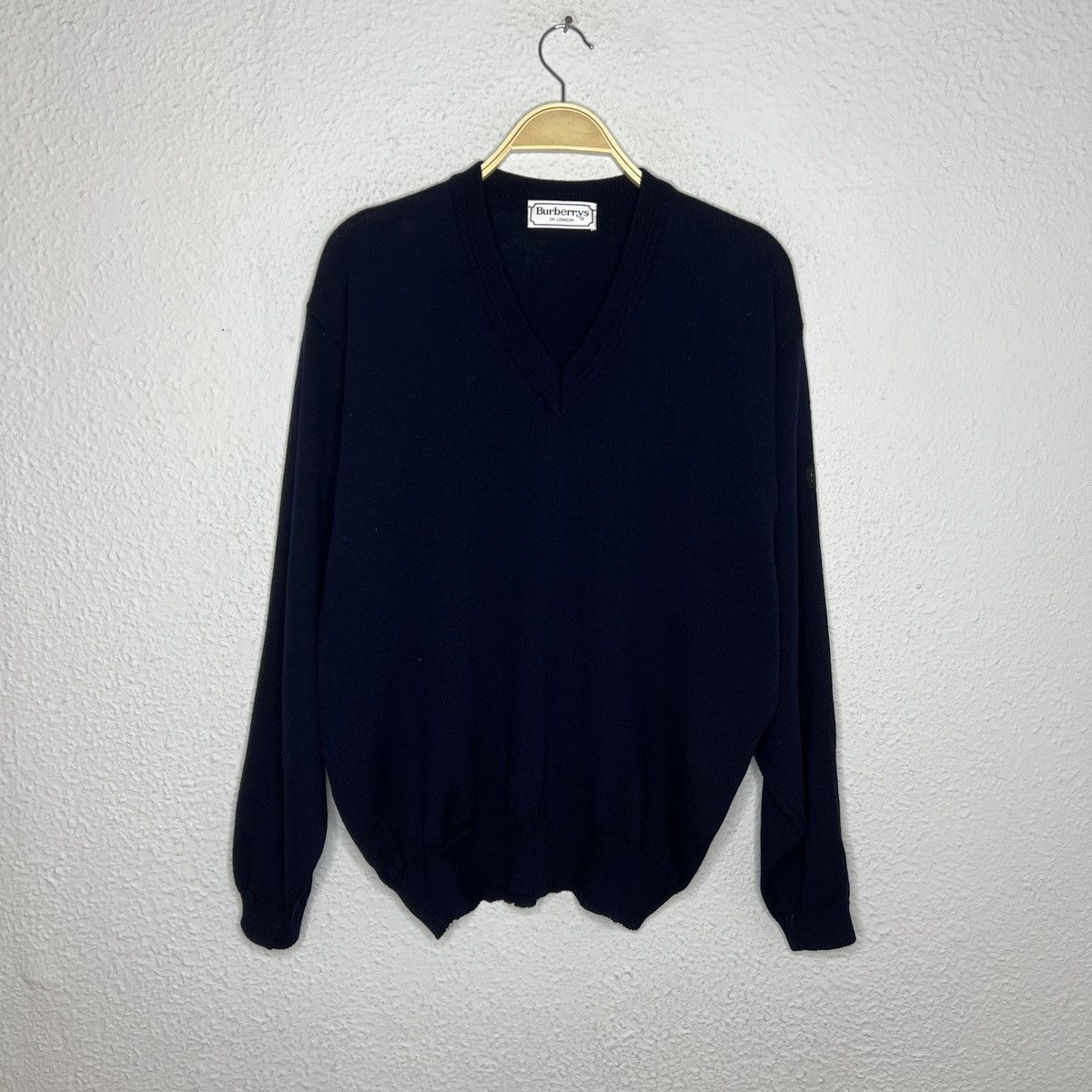 Burberry × Designer × Vintage Vintage Burberry Navy Wool Logo Luxury Sweater Jumper Knit Size US L / EU 52-54 / 3 - 1 Thumbnail