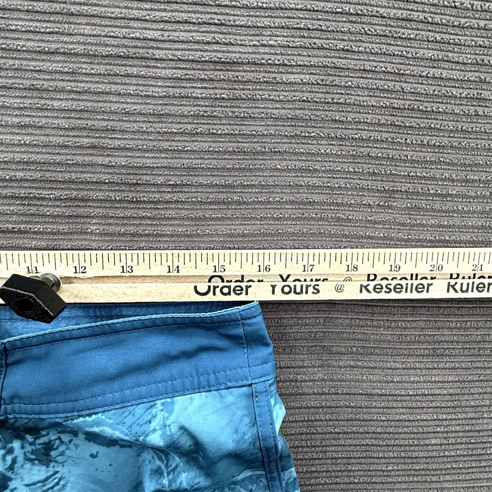 Vintage Huk Shorts Men 30 Blue Ocean Polyester Breathable Outdoor Board Shorts Size US 30 / EU 46 - 4 Thumbnail