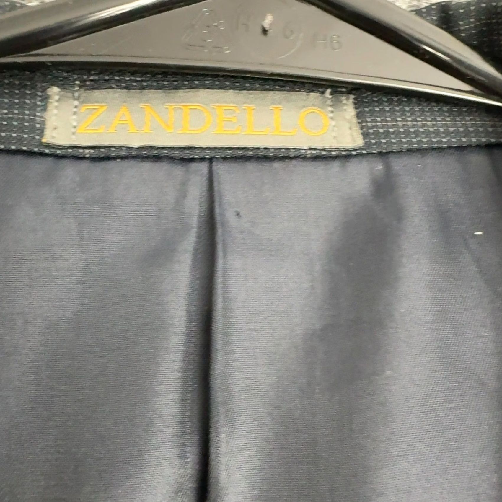 Vintage Zandello Blazer 46R Grey Plaid Four-Button Notch Lapel Single-Breasted Polyester Rayon Mens Suit Jacket Ventless Formal Business Classic Size 46R - 3 Thumbnail