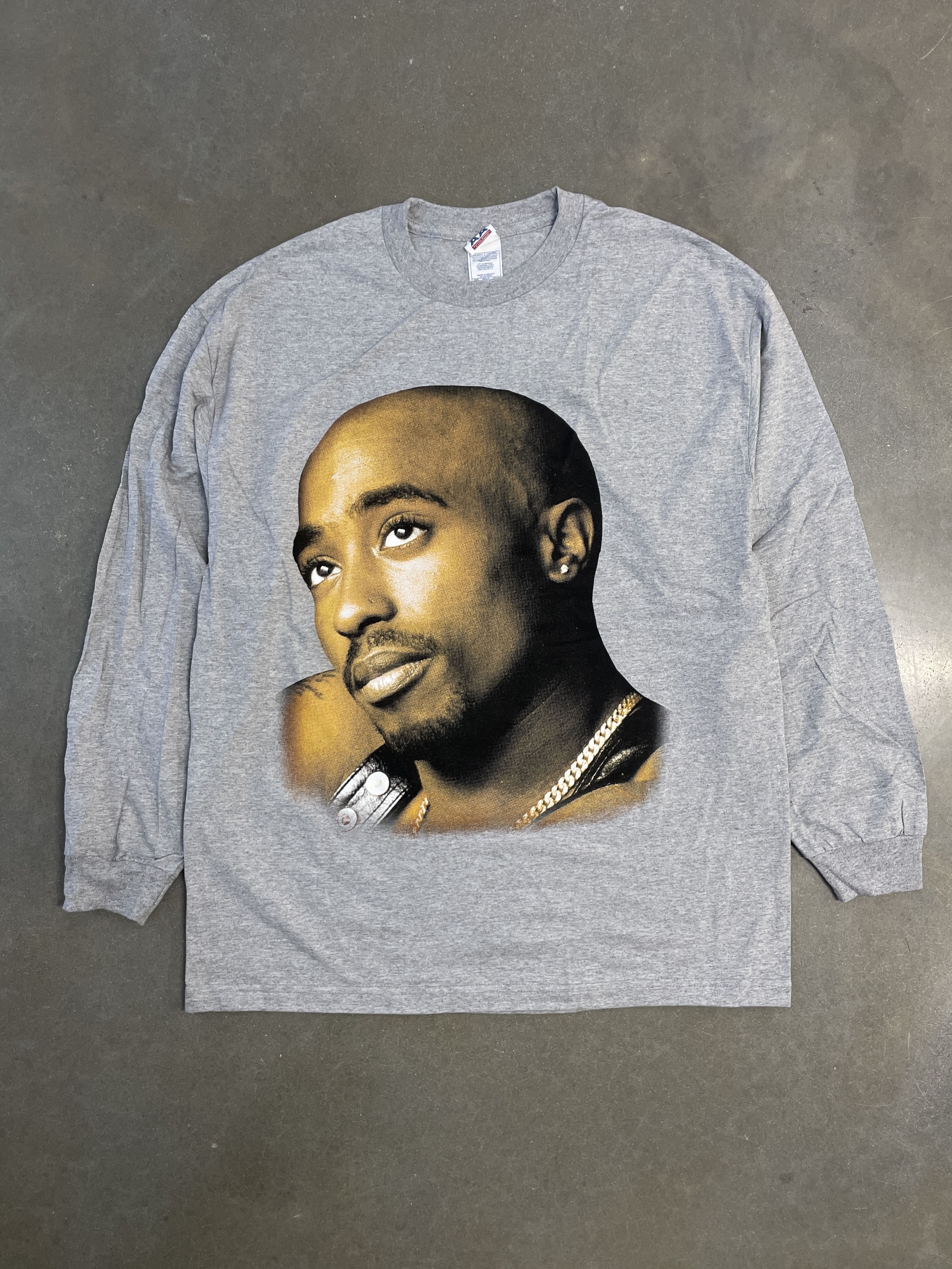Vintage Y2K DS Tupac Big Face Longsleeve Rap Tee