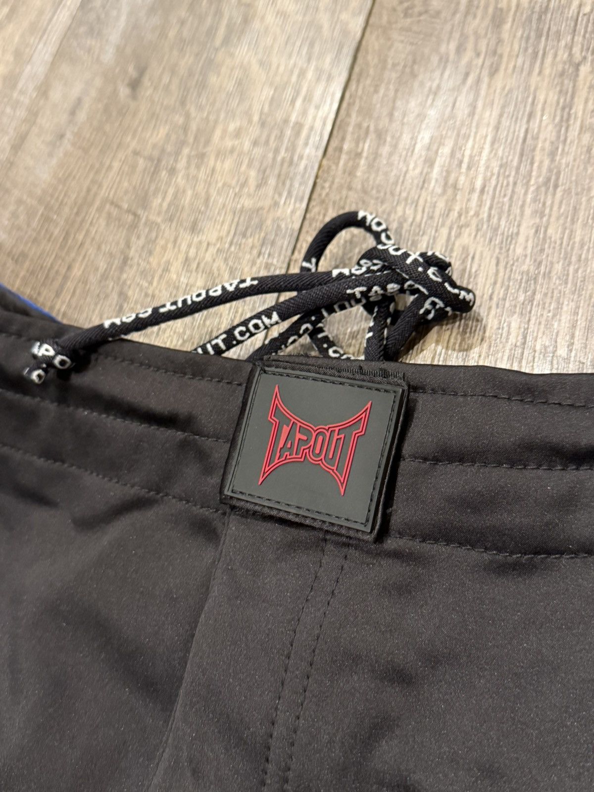 Tapout Vintage TAPOUT MMA Fight Shorts size Medium Size US 32 / EU 48 - 2 Thumbnail