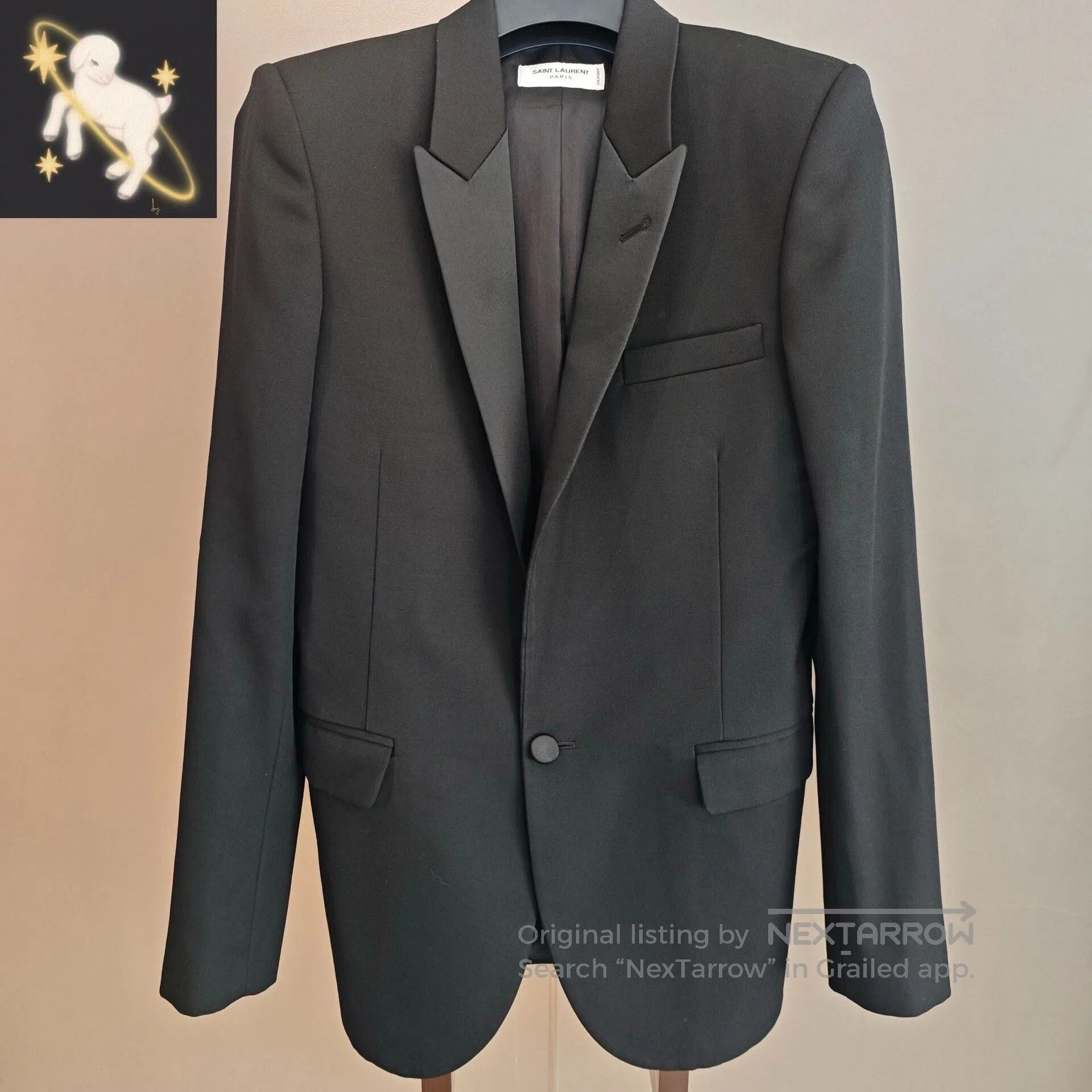 Yves Saint Laurent YSL Le Smoking Silk Peak Lapel Blazer 36. Size XS / US 0-2 / IT 36-38 - 1 Thumbnail