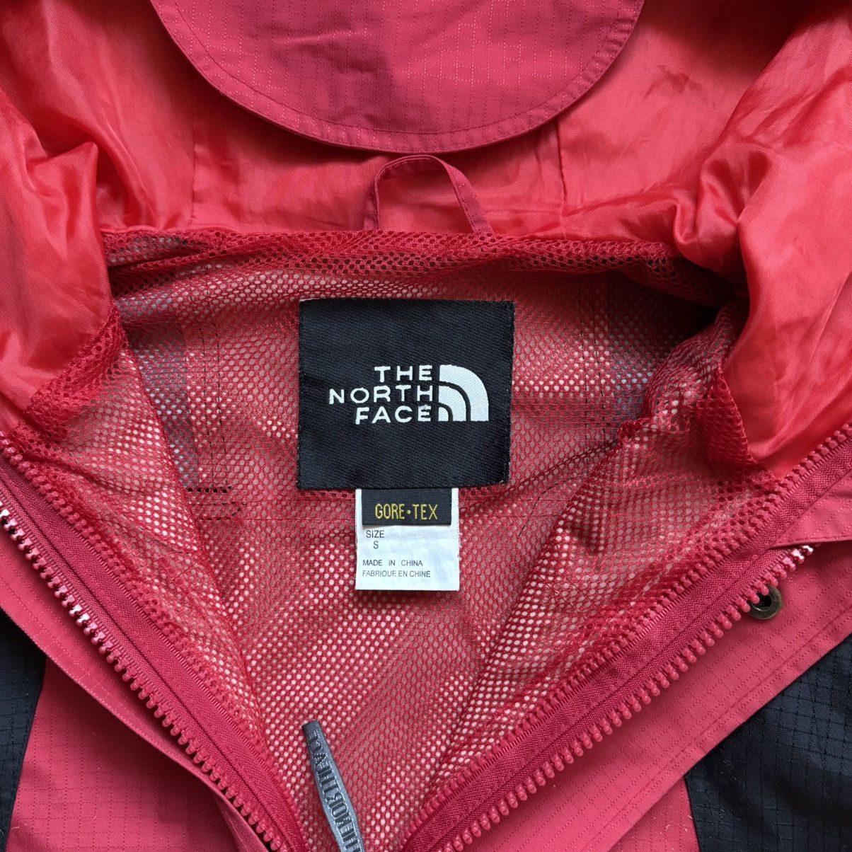 The North Face The North Face Gore-Tex Shell Jacket - Red/Black - Size S Size US S / EU 44-46 / 1 - 5 Thumbnail