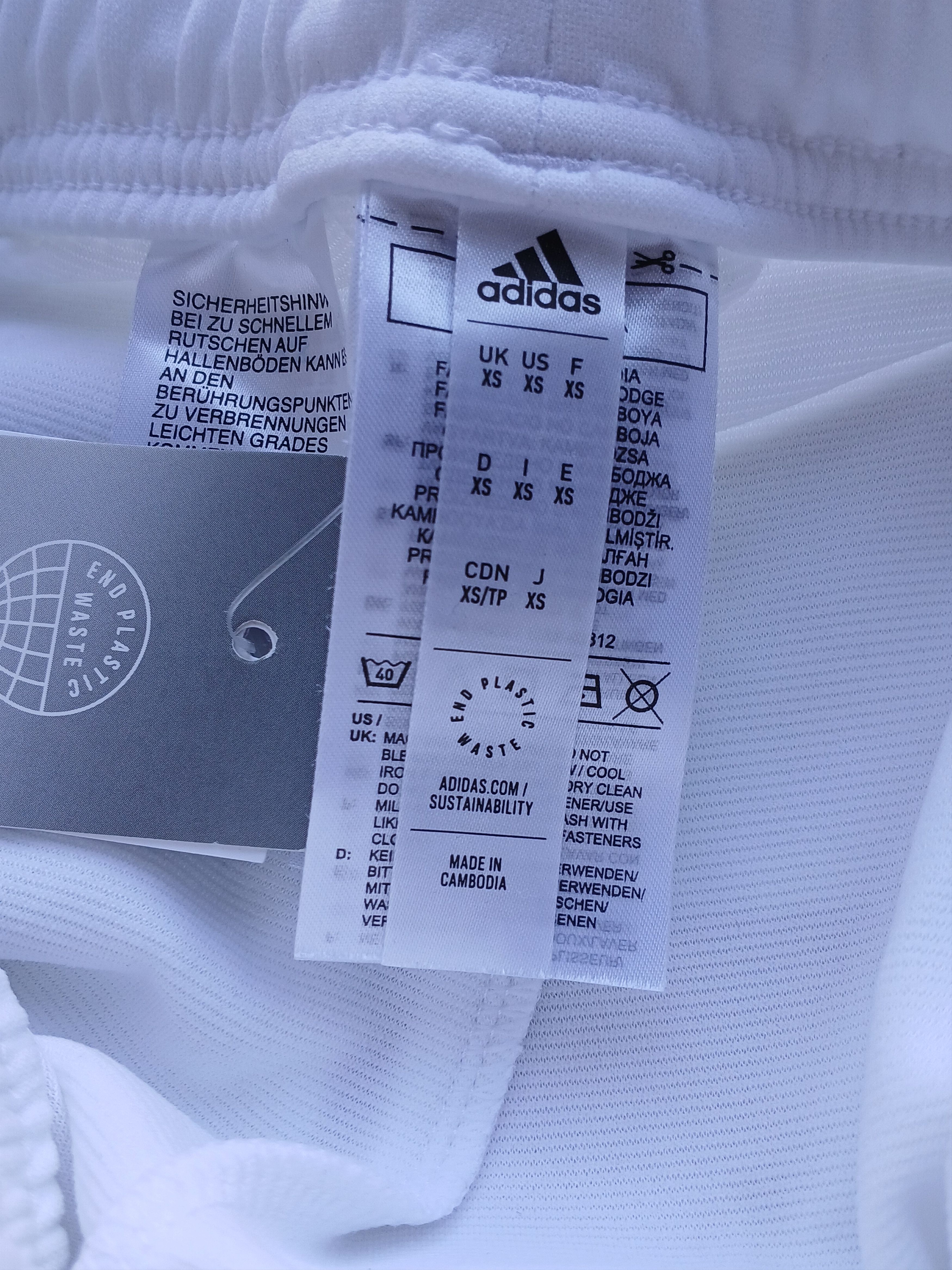 Adidas New Real Madrid Football Training Pants Size US 27 - 11 Thumbnail