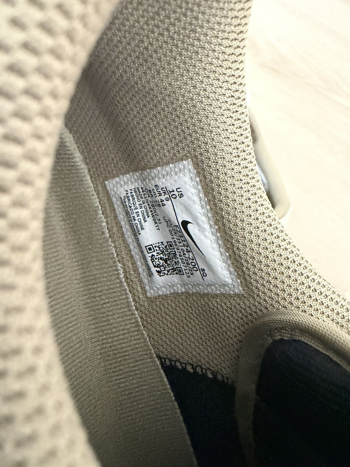 Jordan Brand × Travis Scott Travis Scott x Jordan 1 Retro Low Golf Neutral Olive Size US 10 / EU 43 - 13 Thumbnail