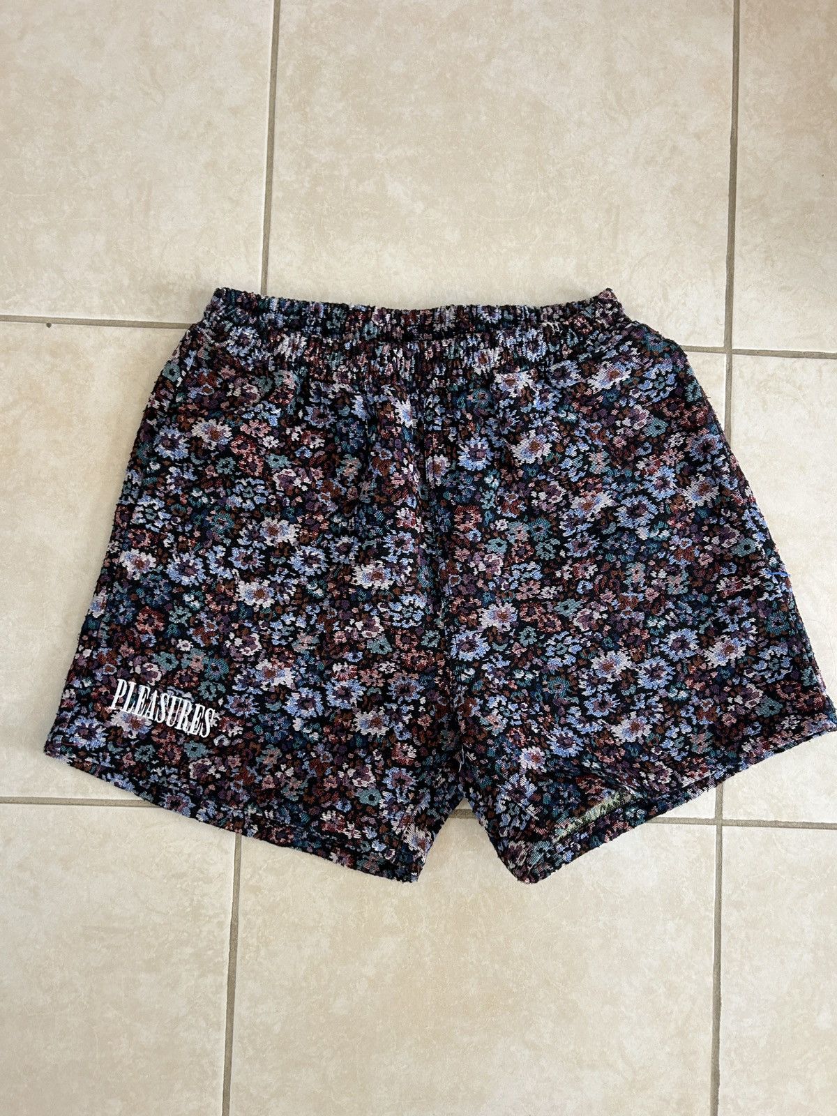 Pleasures Pleasures floral shorts Size US 30 / EU 46 - 1 Thumbnail