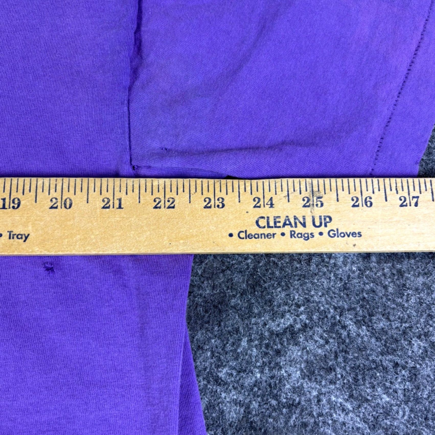 Fruit Of The Loom VINTAGE Crown Royal Purple T Shirt XL Fruit of the Loom Graphic Tee 90s Promo Size US XL / EU 56 / 4 - 3 Thumbnail