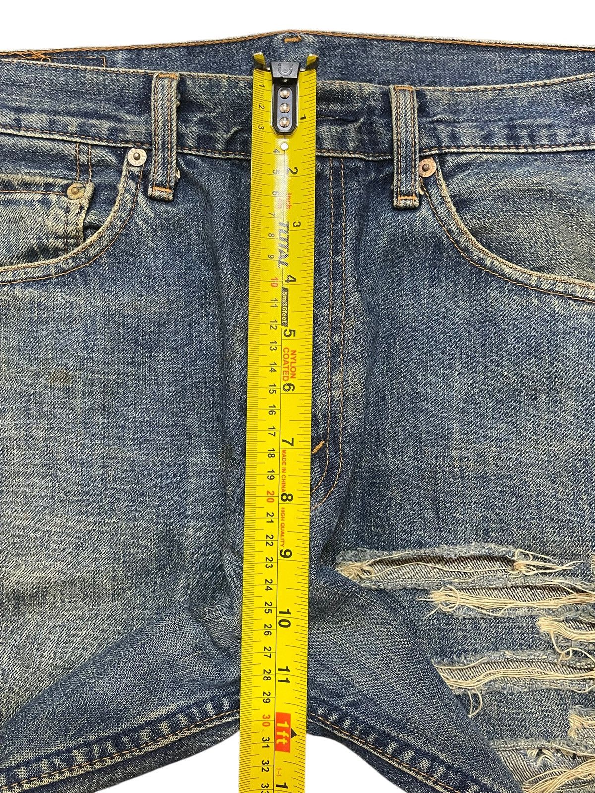 Vintage 90s Japan Levis 512 Distressed Style Baggy Jeans