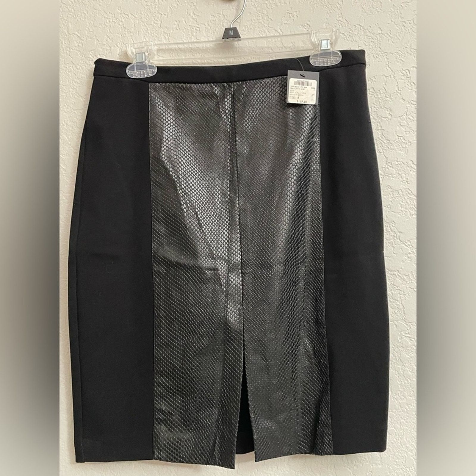 Club Monaco Club Monaco Python Francesca Black Skirt in Size 8 Size 30" / US 8 / IT 44 - 1 Thumbnail